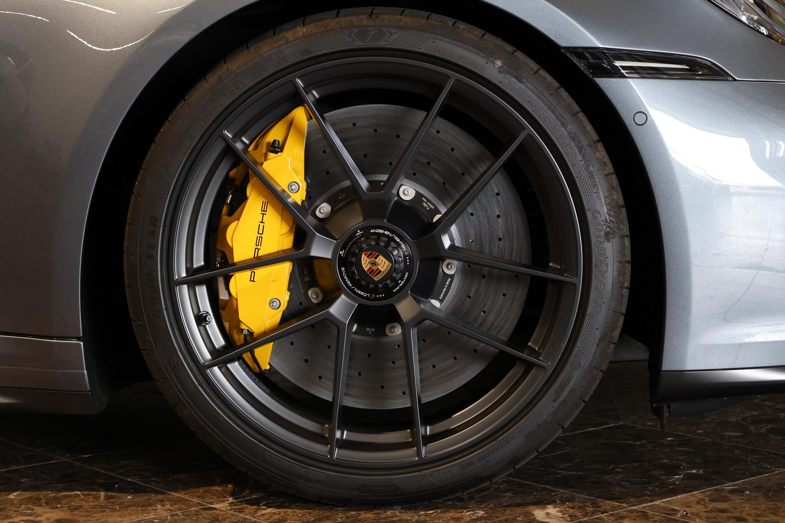2025 Porsche 911