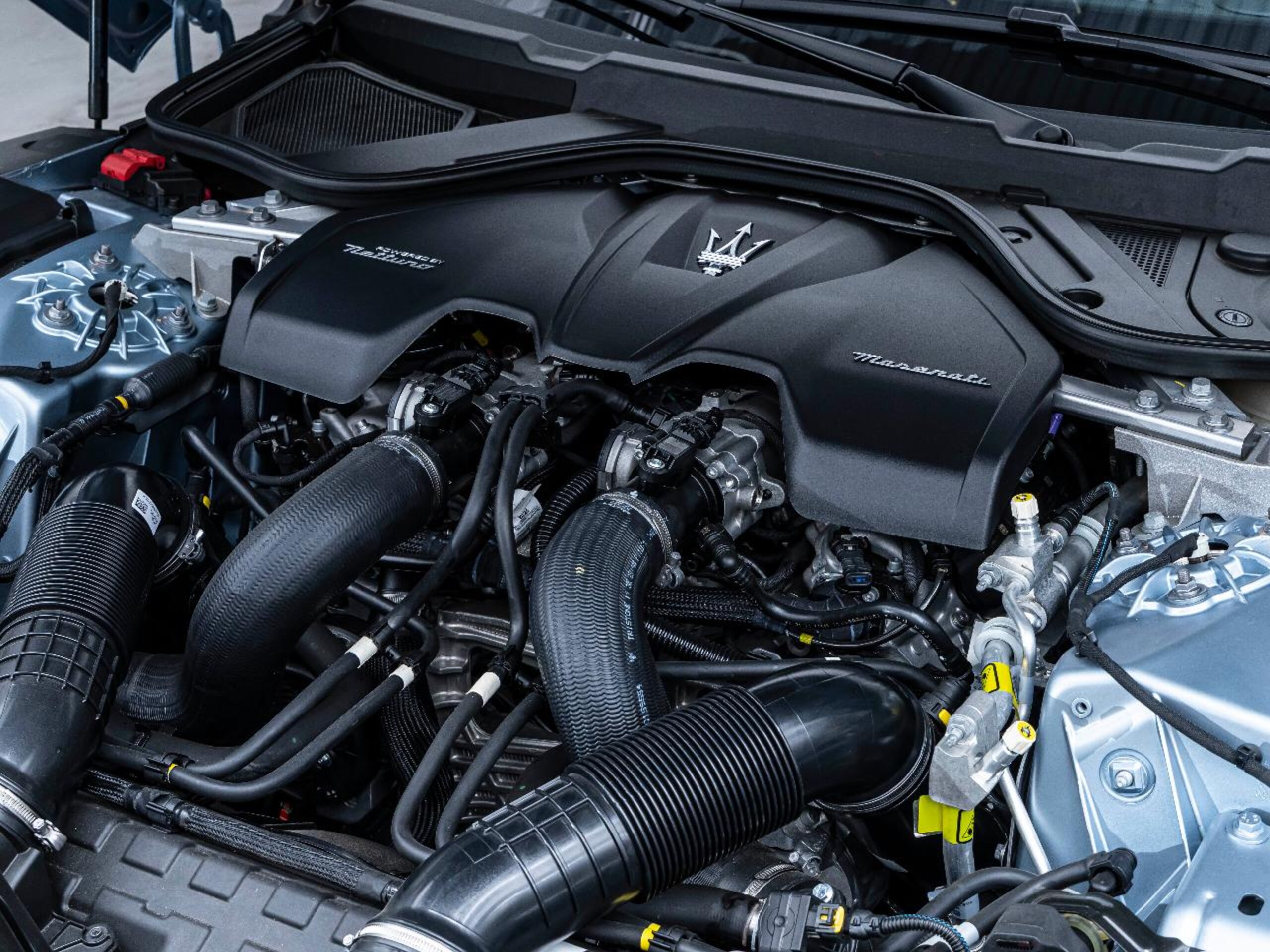 2024 Maserati GranTurismo - マセラティ グラントゥーリズモ トロフェオ 4WD 認定保証2年 世界限定車 75th アニバーサリー エディション 2トーンインテリア 75thヘッドレストトライデントステッチ 75thホイールセンターキャップ