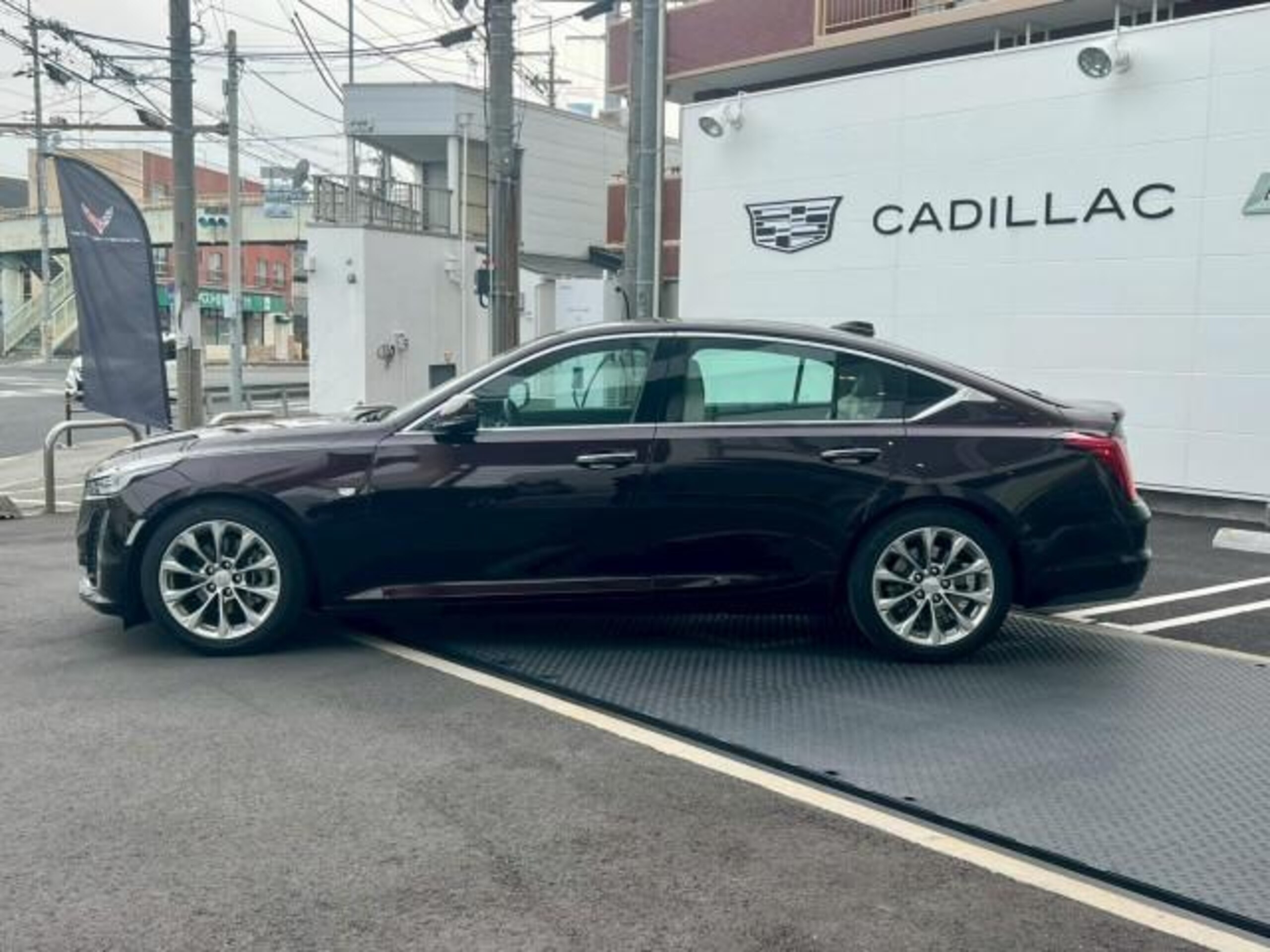 2021 Cadillac CT5 - キャデラック CT5 プラチナム 認定中古車 ガーネットメタリック LEDヘッドライト ブラックレザーシート シートヒーター ベンチレーション ステアリングヒーター ヘッドアップディスプレイ デジタルインナーミラー
