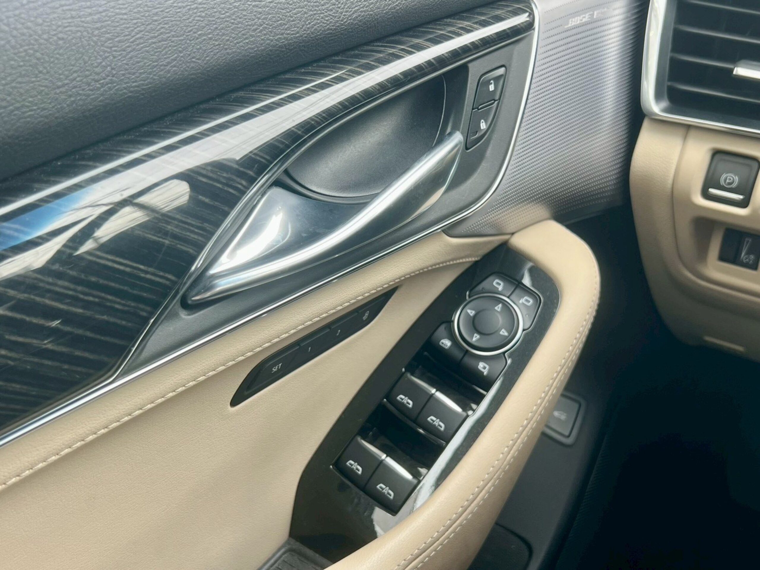 2021 Cadillac CT5 - キャデラック CT5 プラチナム 認定中古車 ガーネットメタリック LEDヘッドライト ブラックレザーシート シートヒーター ベンチレーション ステアリングヒーター ヘッドアップディスプレイ デジタルインナーミラー