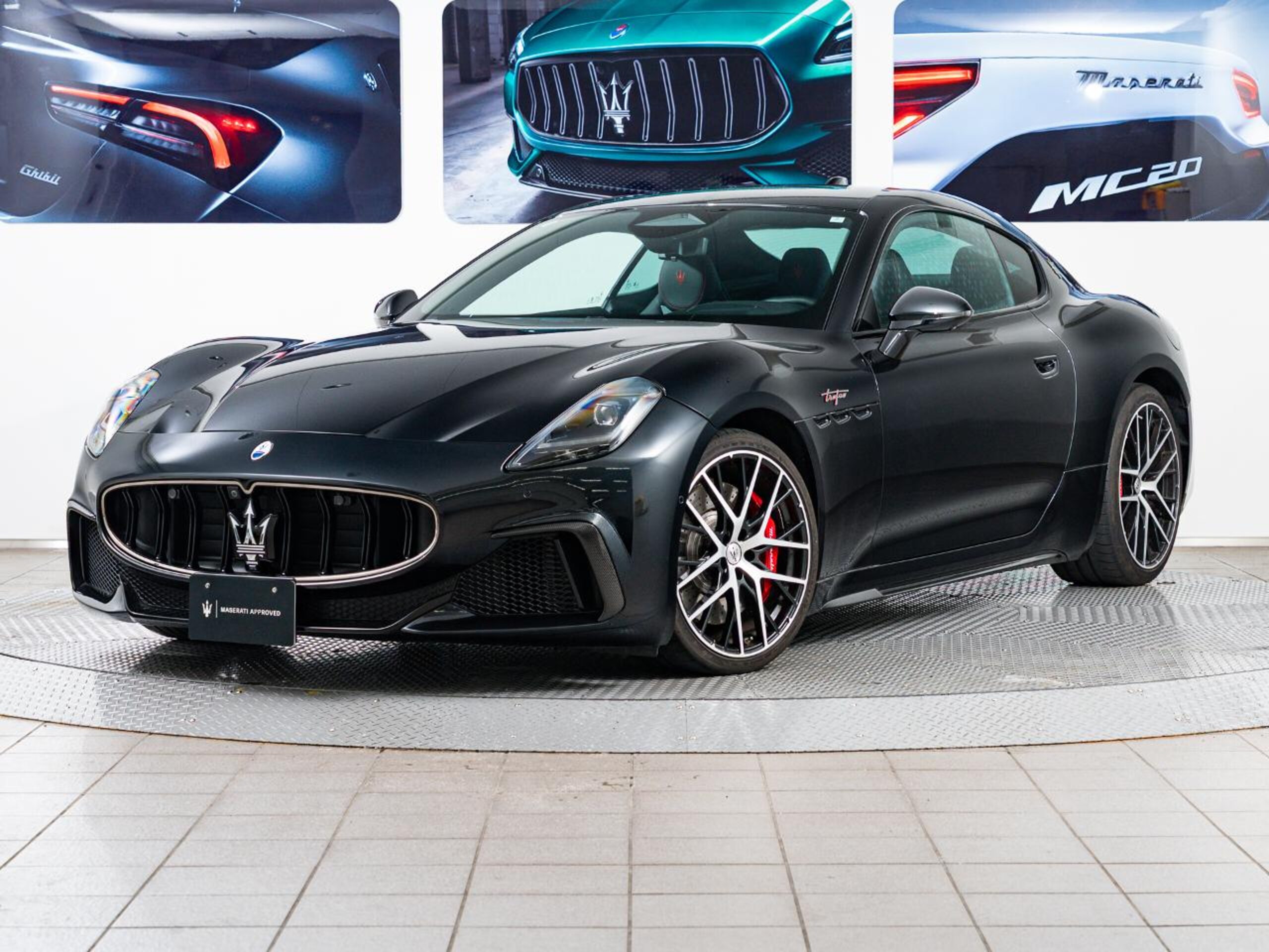 2024 Maserati GranTurismo - マセラティ グラントゥーリズモ トロフェオ 4WD 認定保証2年付 スポーツパッケージ テックアシスタンスパッケージ SonusFaberハイプレミアムサウンドシステム 20インチ&21インチアストレオ切削鍛造ホイール ヘッドレストトライデントステッチ