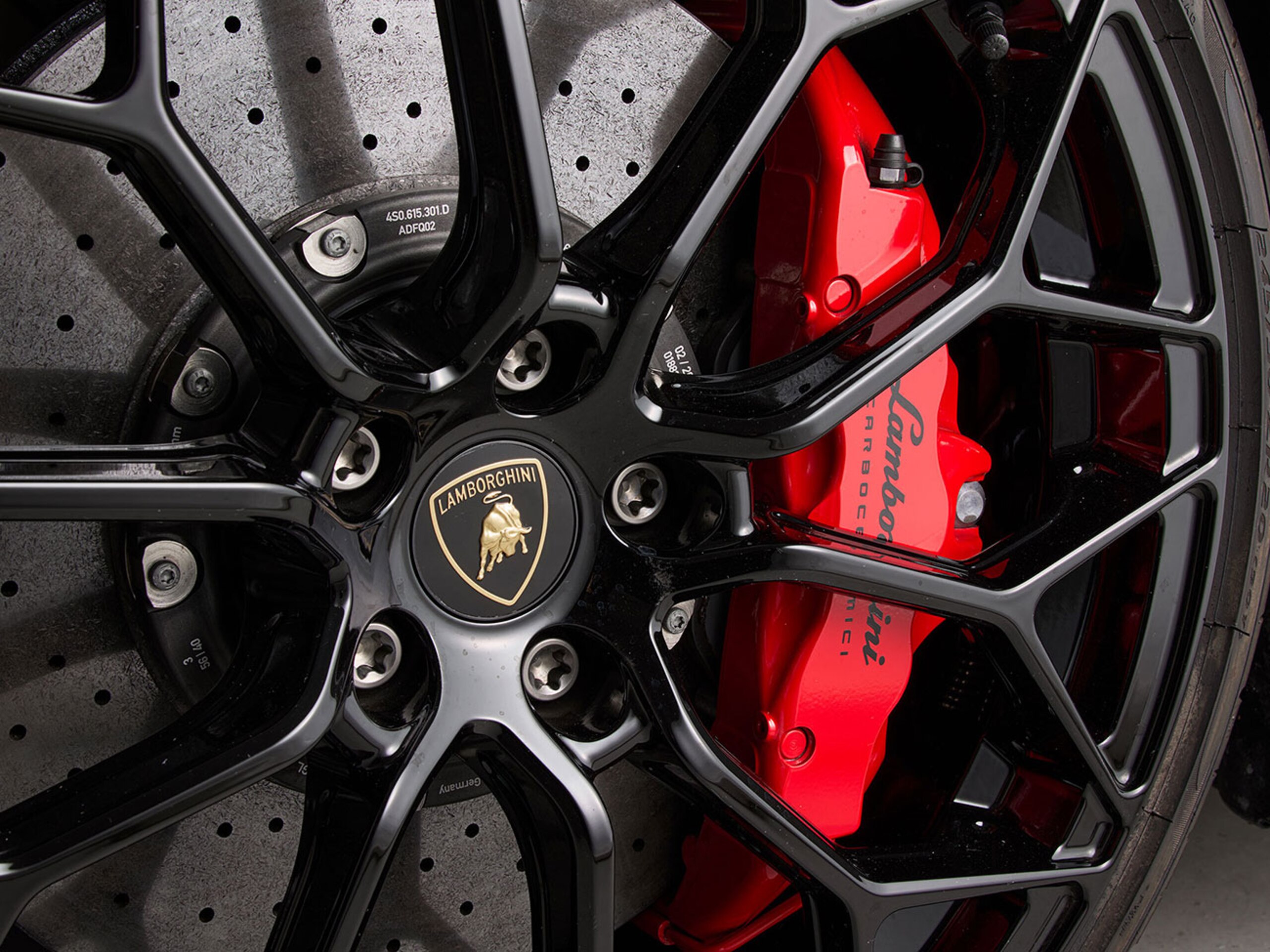 2022 Lamborghini HuracanSpider - ランボルギーニ ウラカンスパイダー EVO RWD (LDF) 純OPアクラポビッチマフラー FRセンサー リフティング magnetorheolo gicalサス スタイルPKGハイグロスブラック ダイナミックステアリング パイカラーインテリア Bカメラ シートヒーター 禁煙車 スペア記録簿保証付