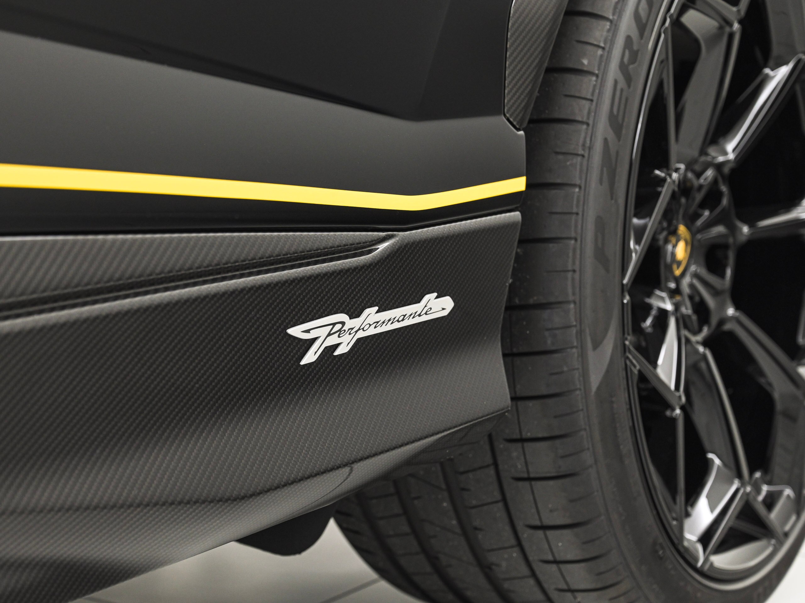 2024 Lamborghini Urus