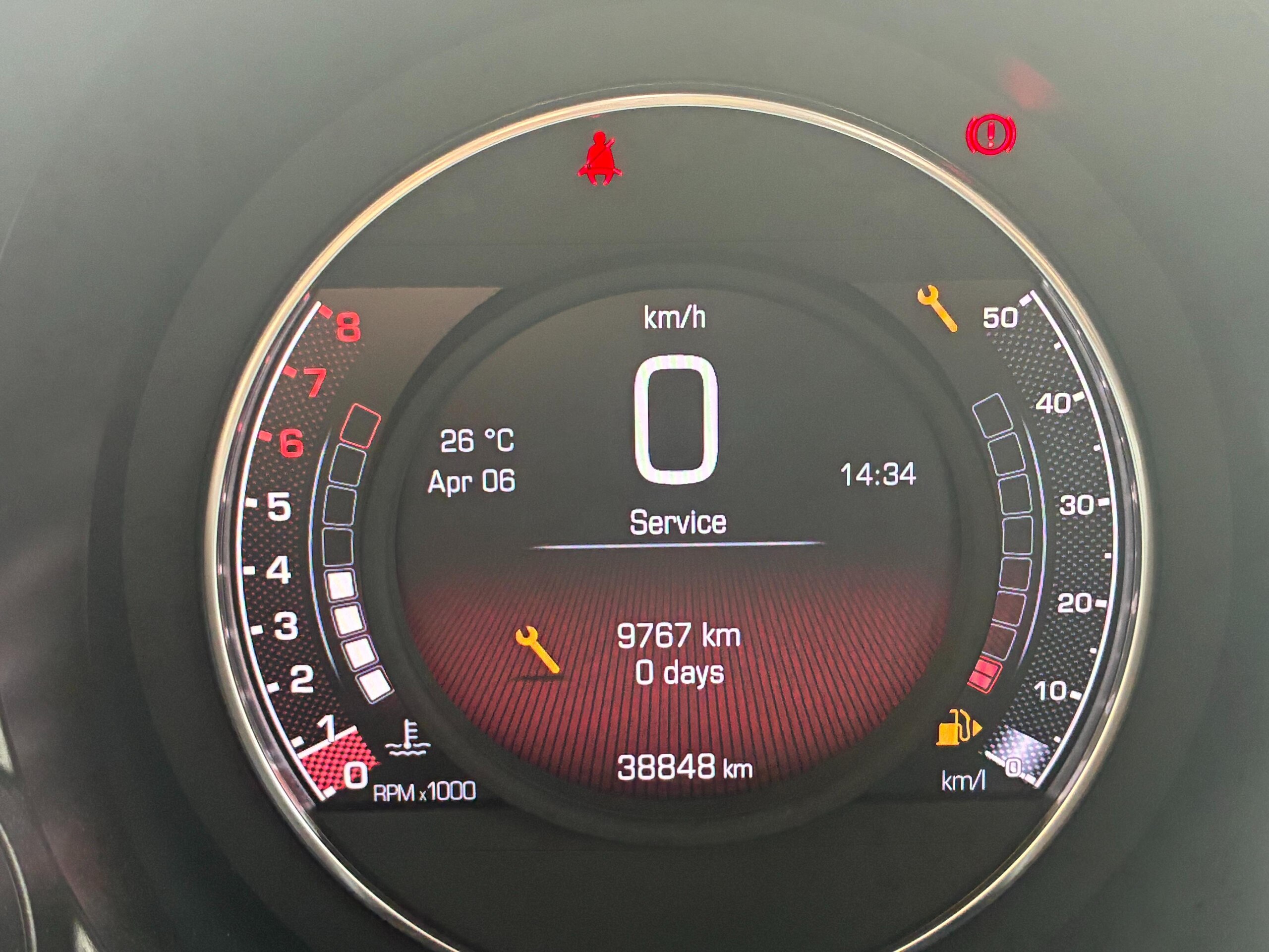2022 Abarth 595C - アバルト 595C 1.4 左MT 本国仕様車 カブリオレ・ラヴォ-ノローダウンスプリング・7インチUconnect本国仕様・スロコン・レーシングメイト16inchAW・レコードモンツァマフラー・ソフトトップ開閉可