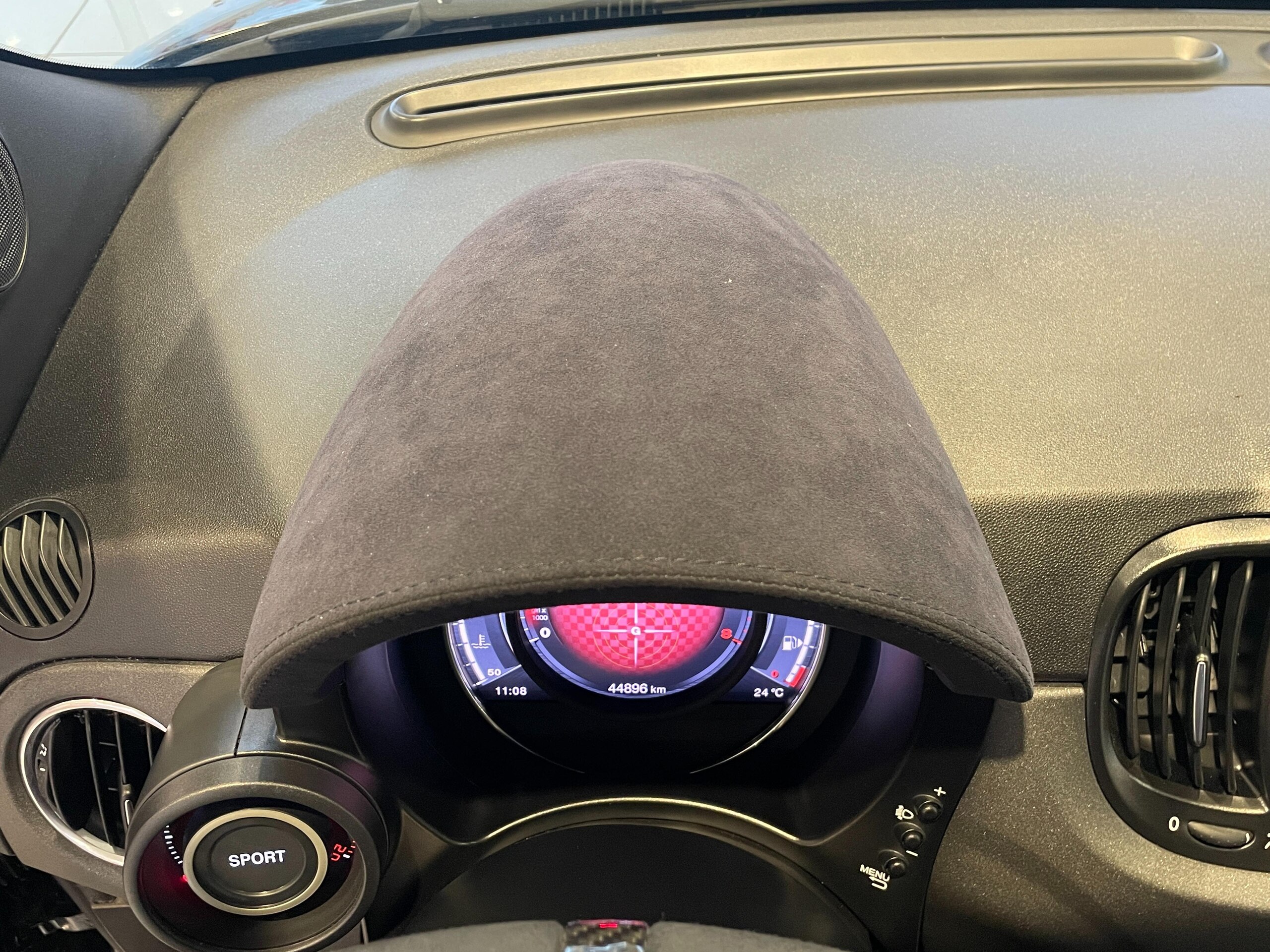 2021 Abarth 595 - アバルト 595 コンペティツィオーネ アップルカープレイ&アンドロイドオート/USB/Bluetooth/ETC/ドライブレコーダー/サベルトシート/可変式レコードモンツァマフラー/17インチAW/ブレンボキャリパー/認定中古