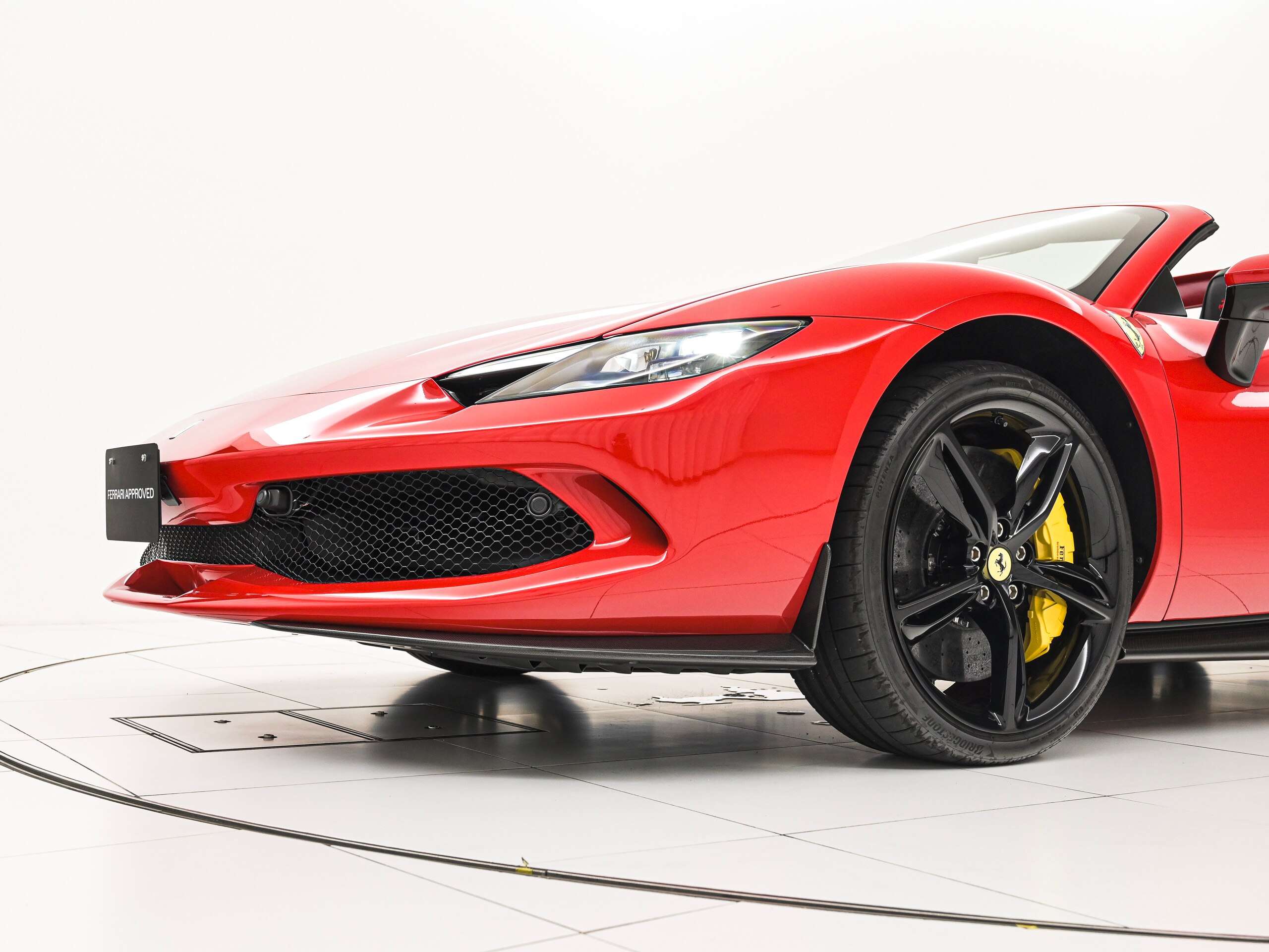 2026 Ferrari 296GTS - フェラーリ 296GTS F1 DCT デイトナスタイル電動シート アップルカープレイ バックレーダー LED付ステアリング マットブラック塗装鍛造ホイール ワイヤレスチャージャー