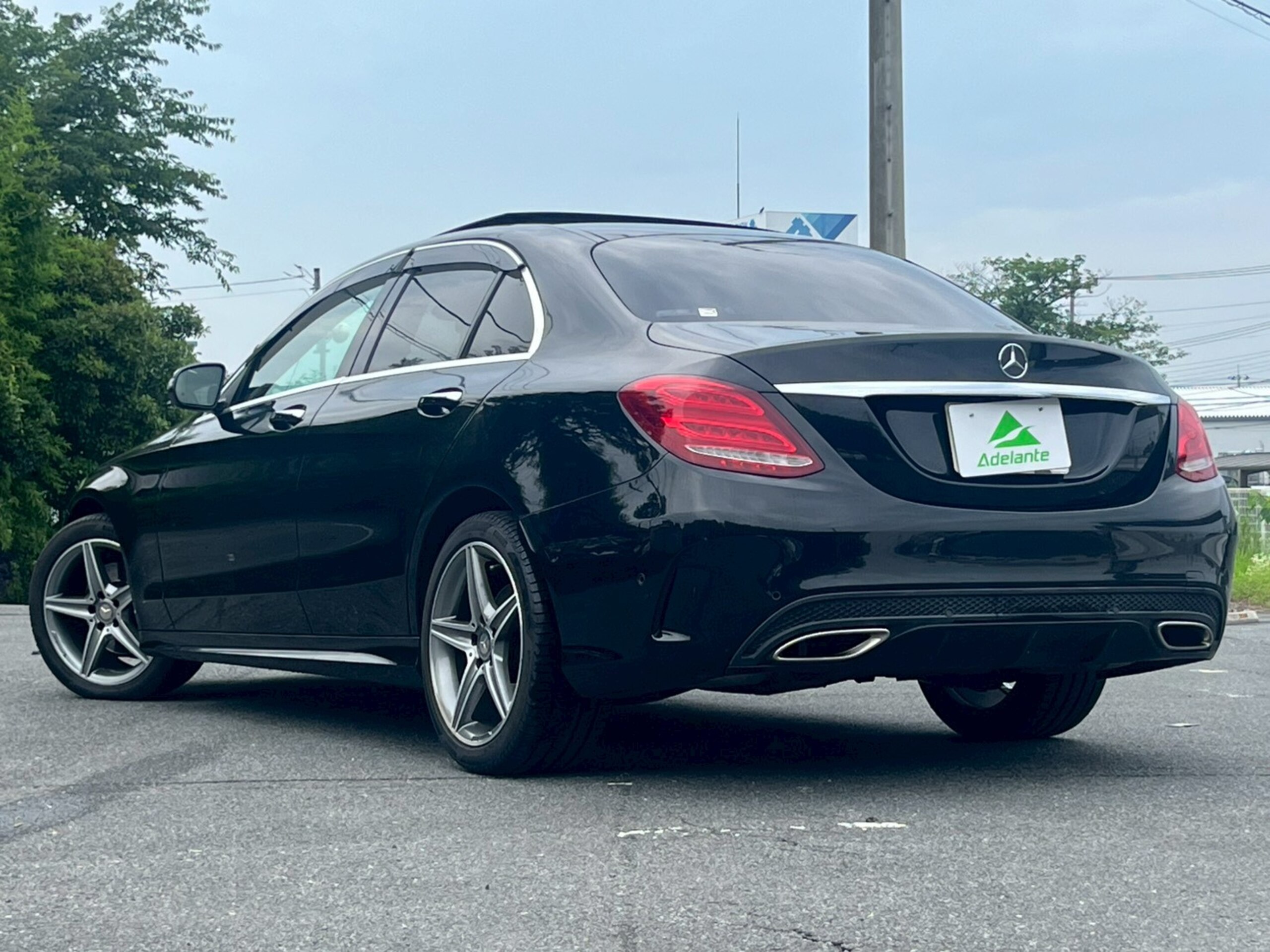 2016 Mercedes-Benz C-Class - メルセデス・ベンツ Cクラス C200 スポーツ エディション(本革仕様) 左ハンドル・サンルーフ・本革シート・ETC・地デジTV・バックカメラ・パドルシフト・アイドリングストップ・サイドバイザー・純正18インチAW・シートヒーター・シートメモリー・ユーザー買取車・クリアランスソナー