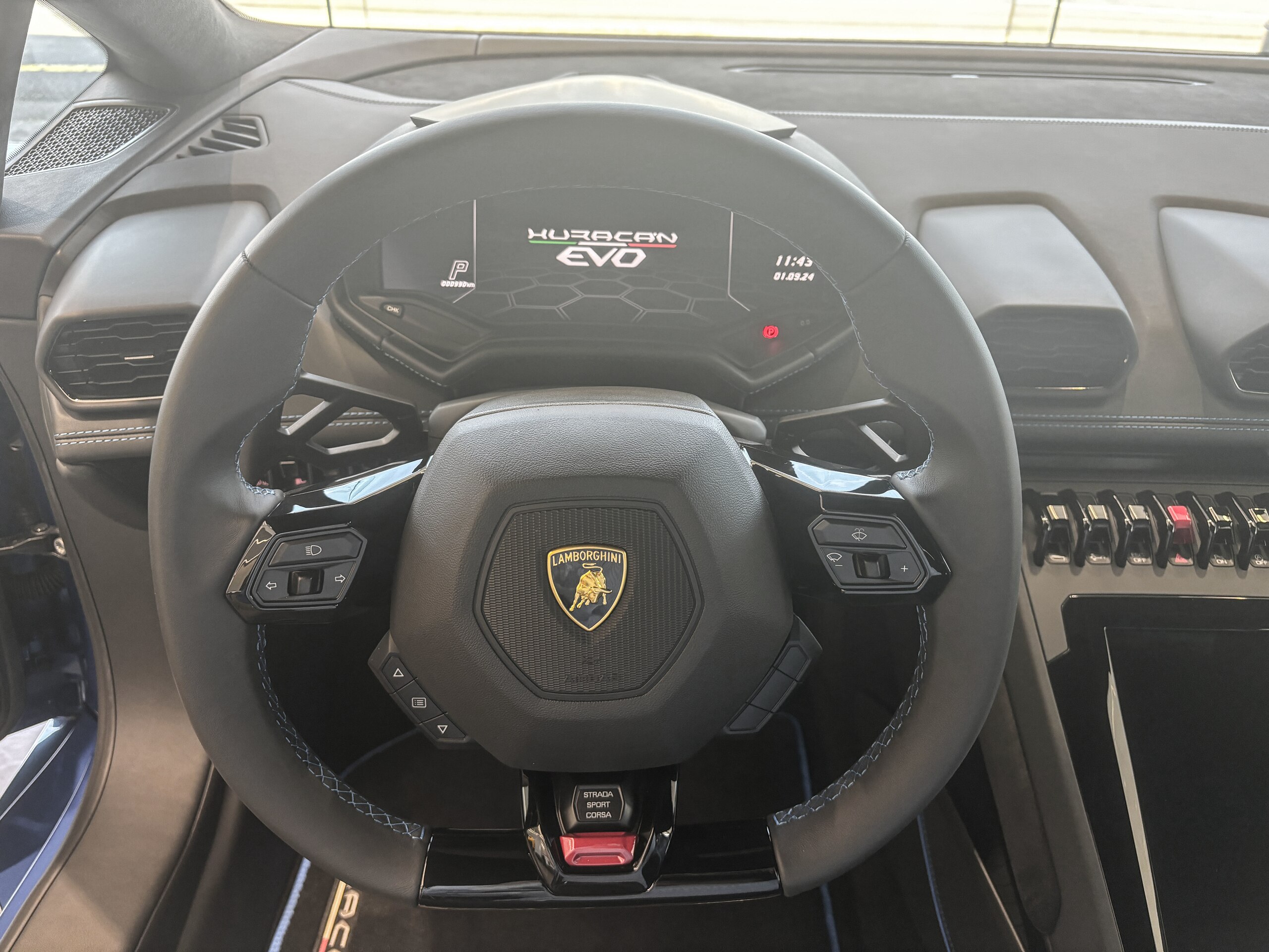 2023 Lamborghini Huracan - 2023 لامبورغيني Huracan