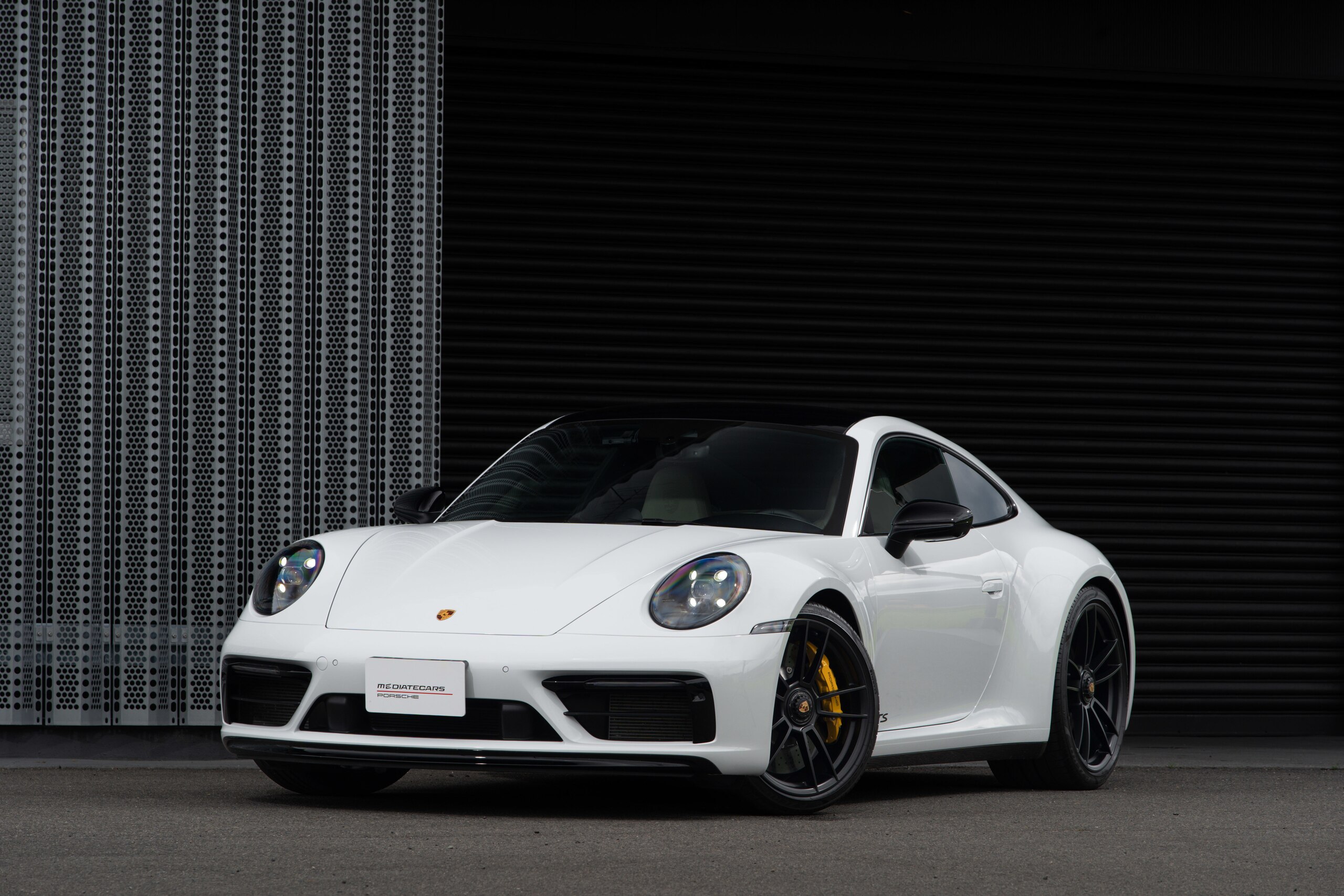 2023 Porsche 911 - ポルシェ 911 カレラ GTS キャララホワイトOP422M PCCB ツートーンレザー BOSE リアアクスルステアリング PDCC