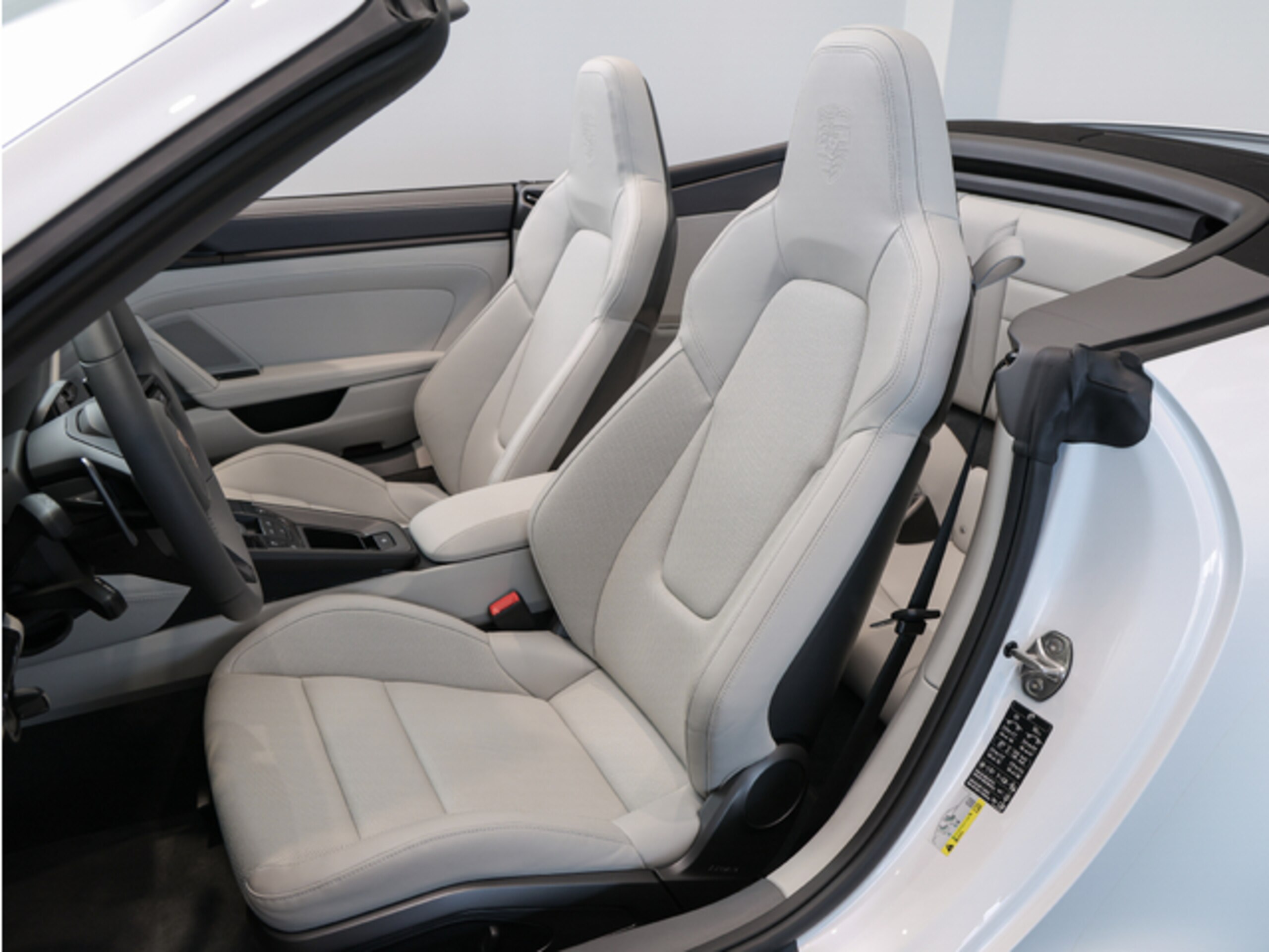 2024 Porsche 911 Cabriolet - 2024 بورشه 911 Cabriolet