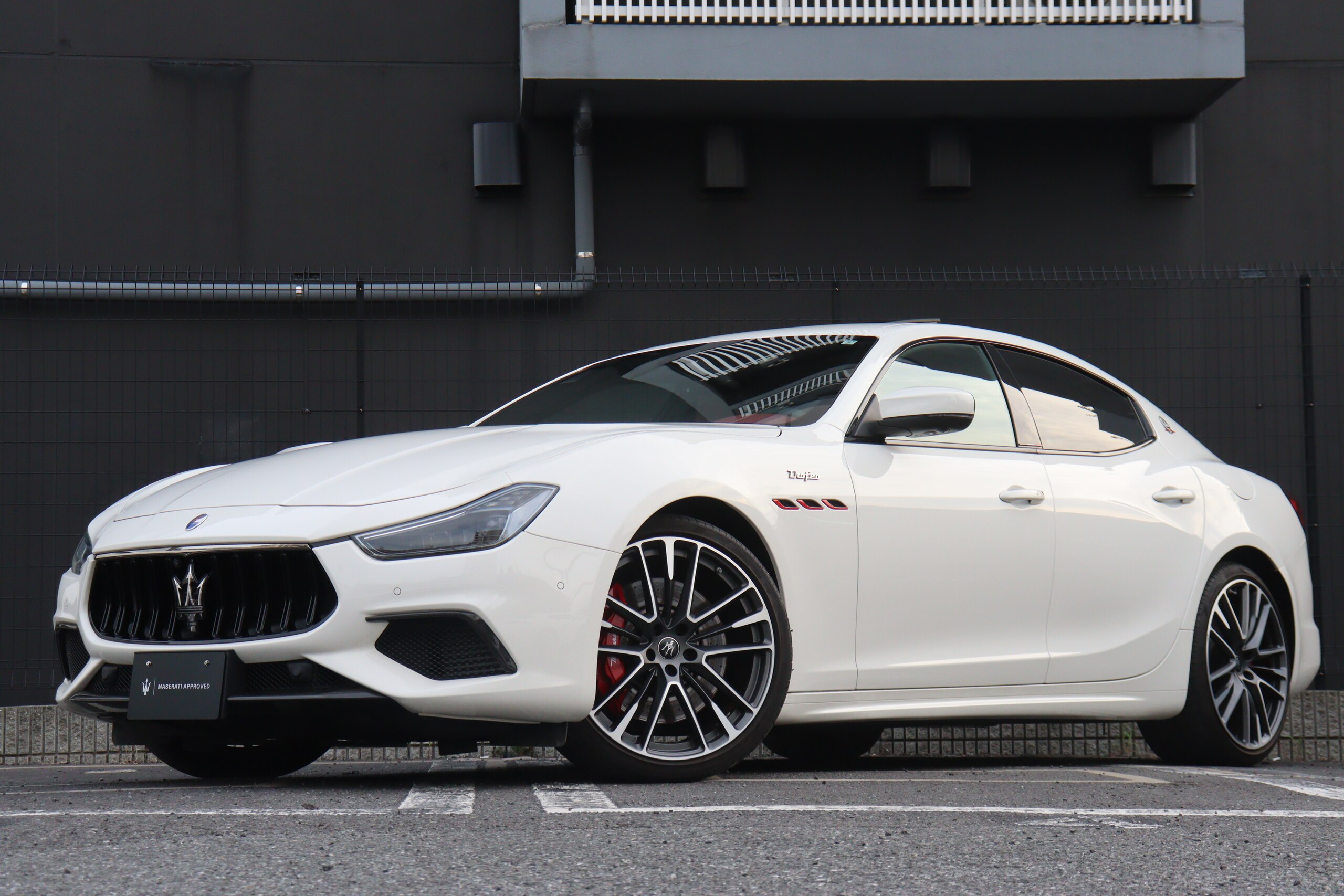 2021 Maserati Ghibli - 2021 مازيراتي Ghibli