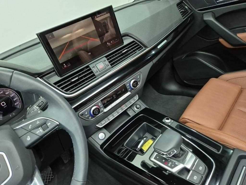 2024 AUDI Q5 - 2024 أودي Q5