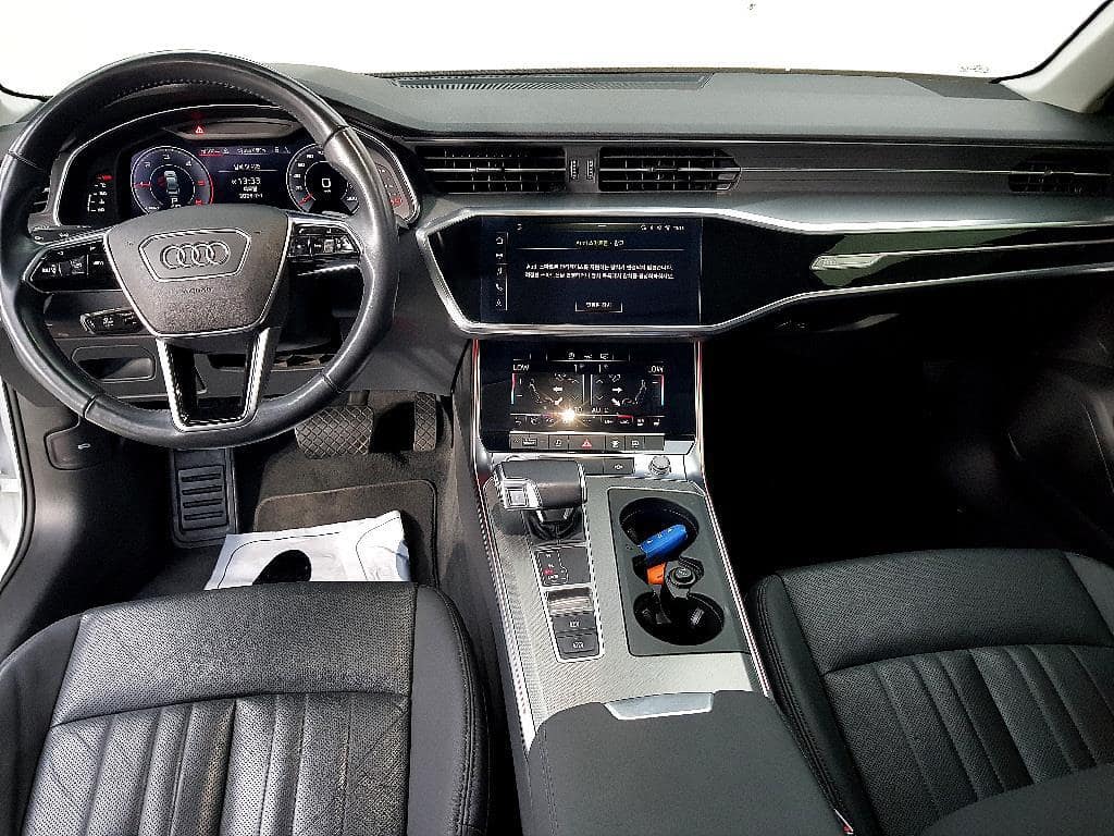2020 AUDI A6 40 TDI - 2020 アウディ A6