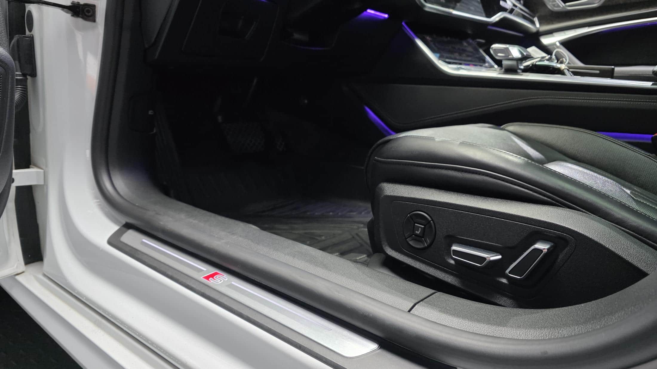2021 AUDI A7 50 TDI Quattrp Premium - 2021 أودي A7