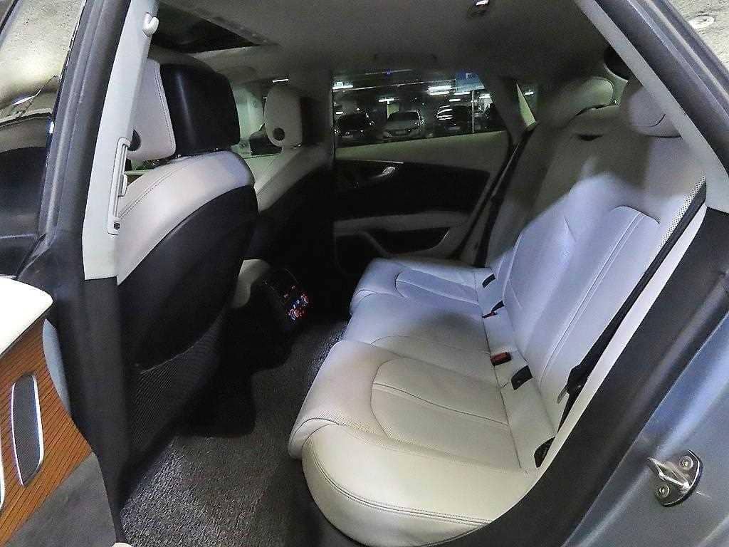 2016 AUDI A7 50 TDI Quattro Premium - 2016 アウディ A7