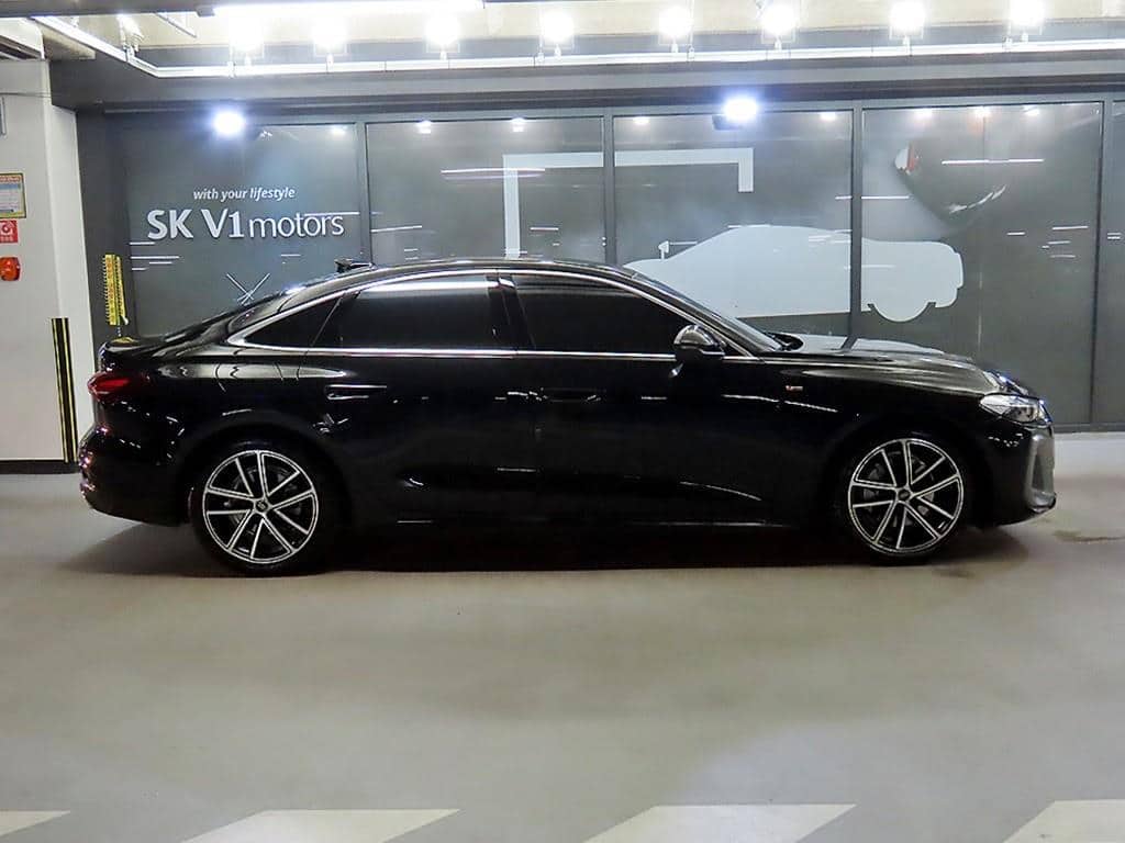 2025 AUDI A5 - 2025 أودي A5