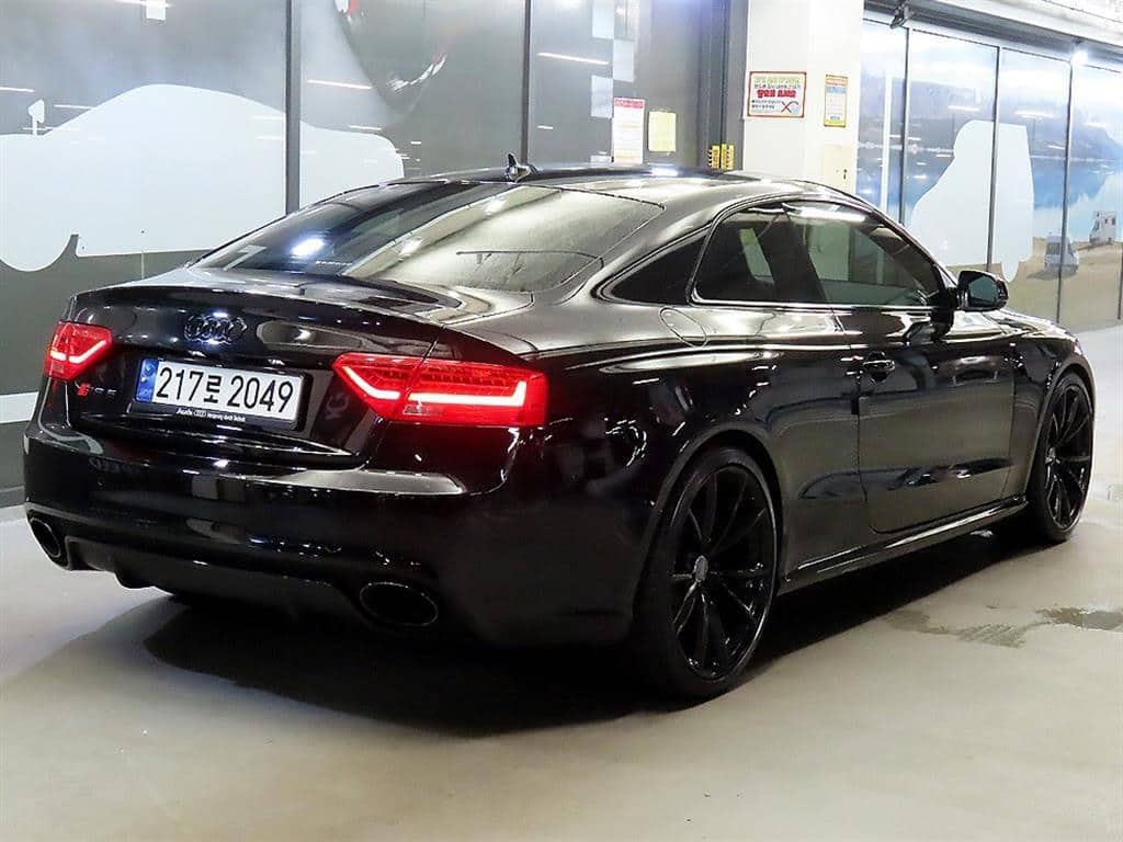 2016 AUDI RS5 - 2016 أودي RS5