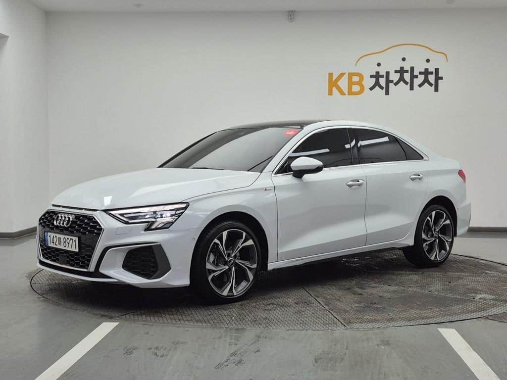 2022 AUDI A3 - 2022 アウディ A3
