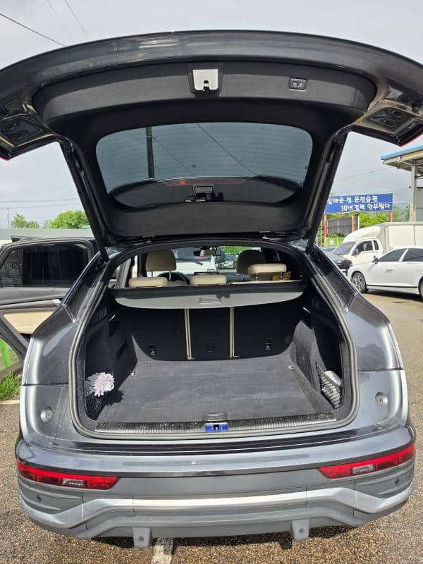 2023 AUDI Q5 - 2023 أودي Q5