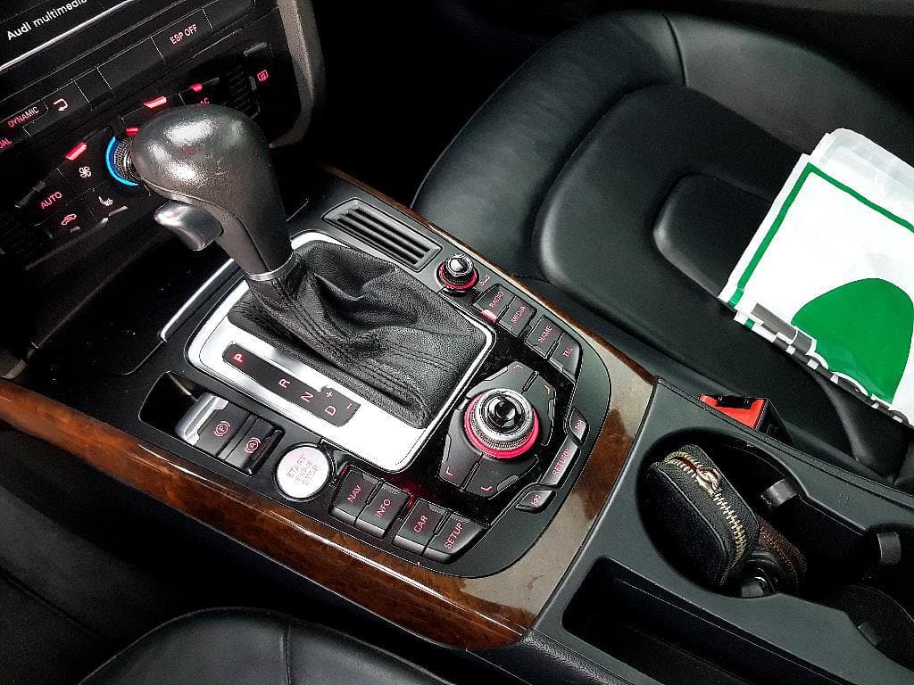 2010 AUDI A4