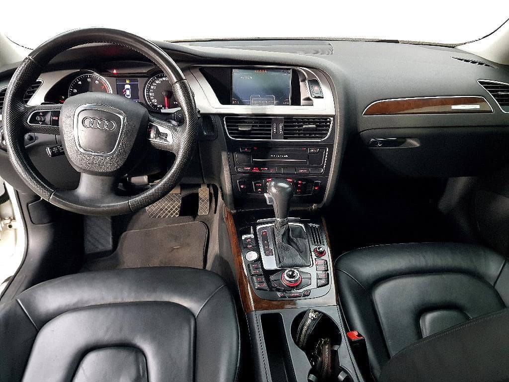 2010 AUDI A4
