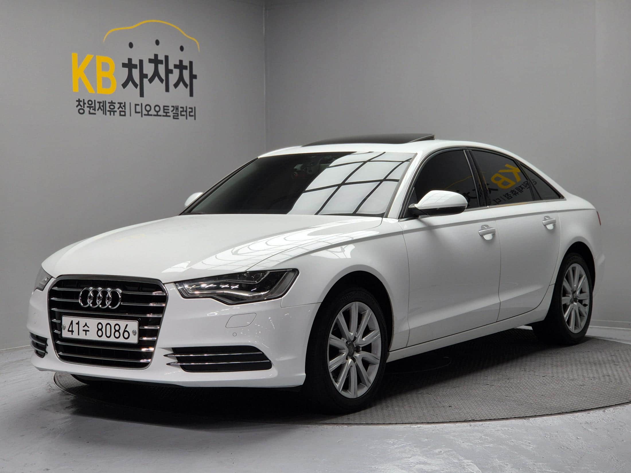 2013 AUDI A6 - 2013 أودي A6