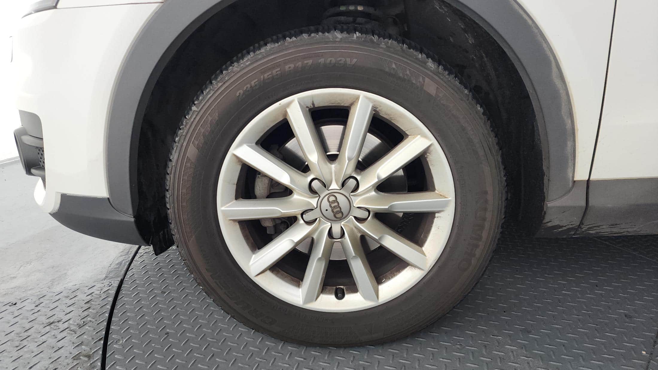 2015 AUDI Q3 30 TDI Quattro - 2015 أودي Q3