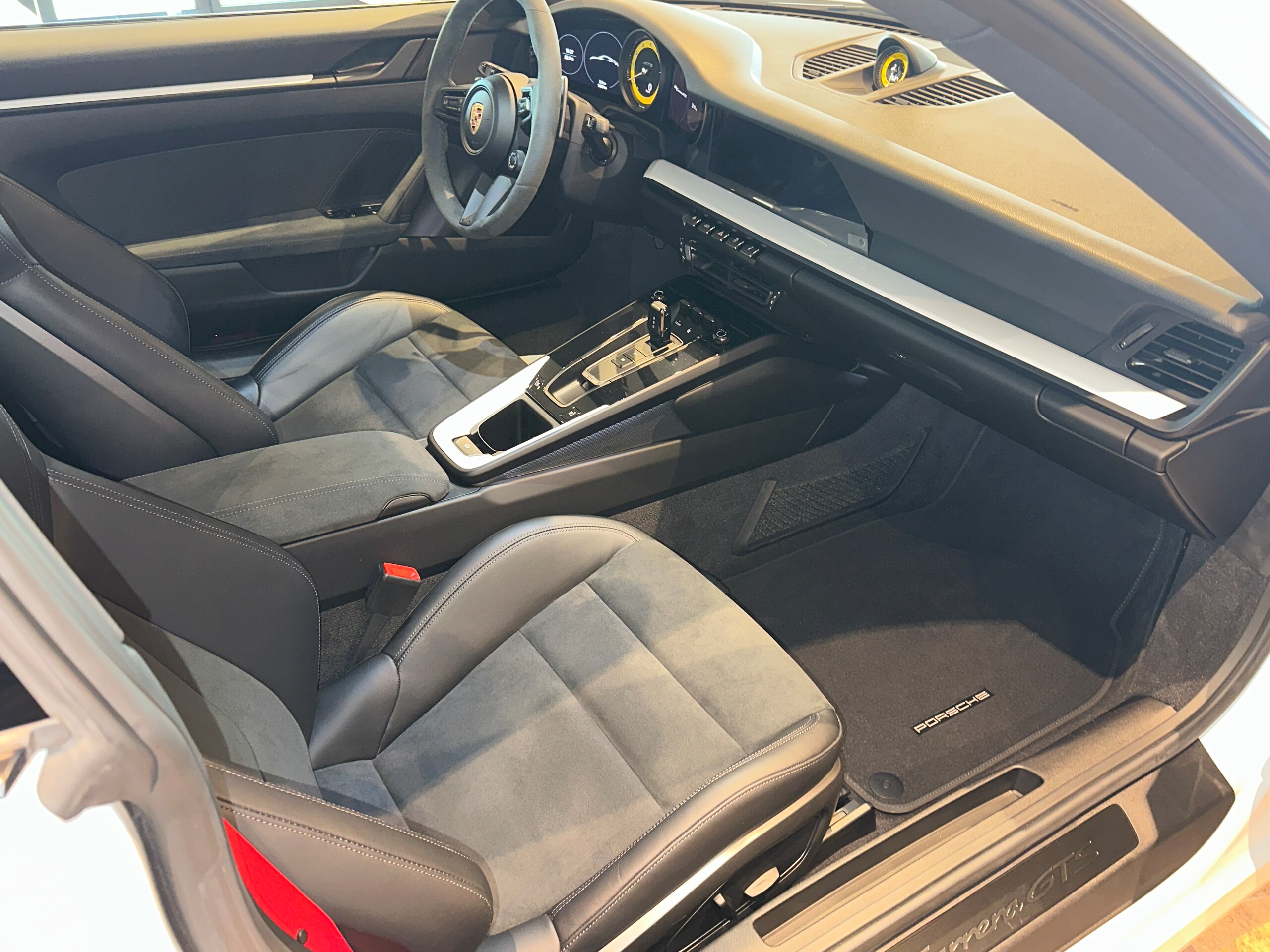 2023 Porsche 911