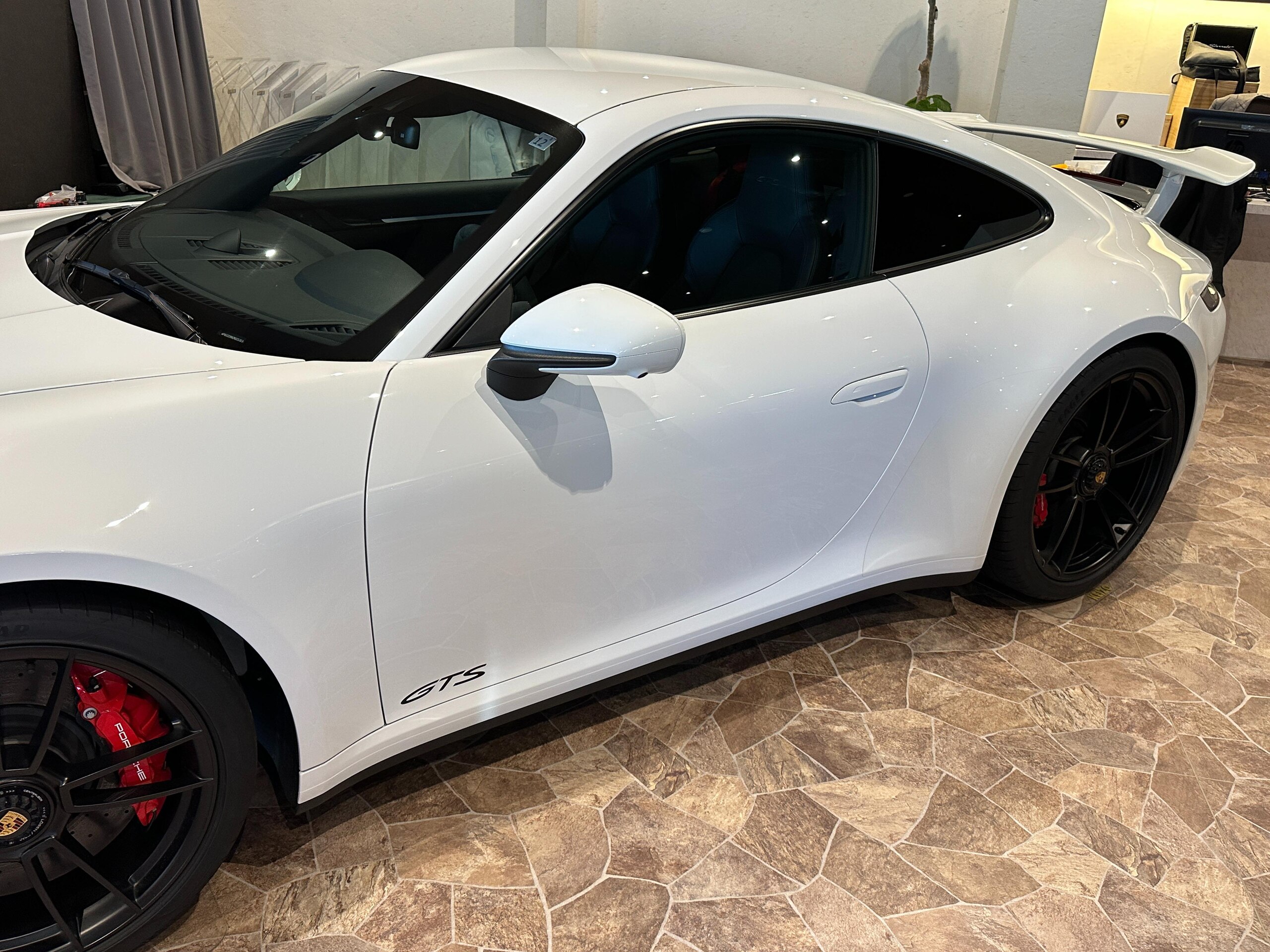 2023 Porsche 911