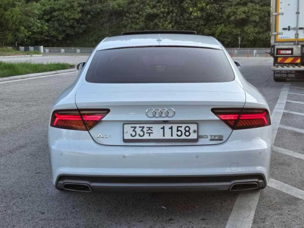 2016 AUDI A7 - 2016 アウディ A7