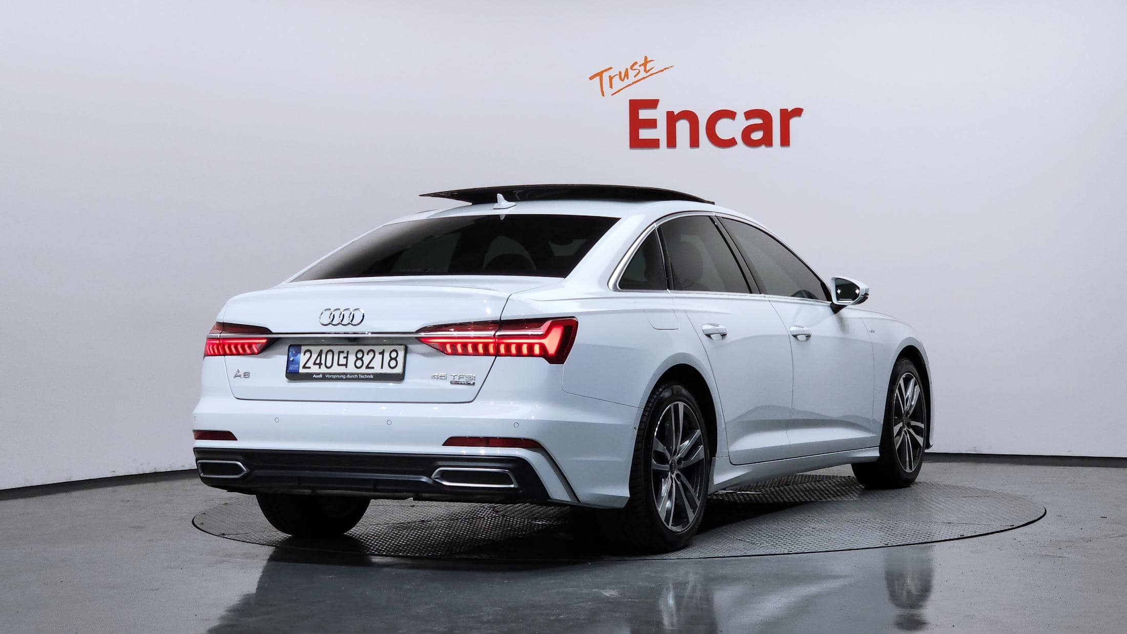 2023 AUDI A6 45 TFSI Quattro Premium - 2023 アウディ A6