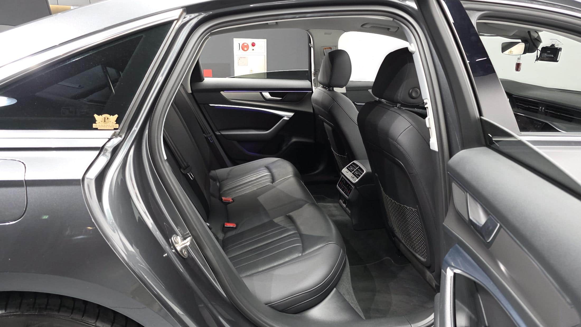 2020 AUDI A6 40 TDI - 2020 アウディ A6