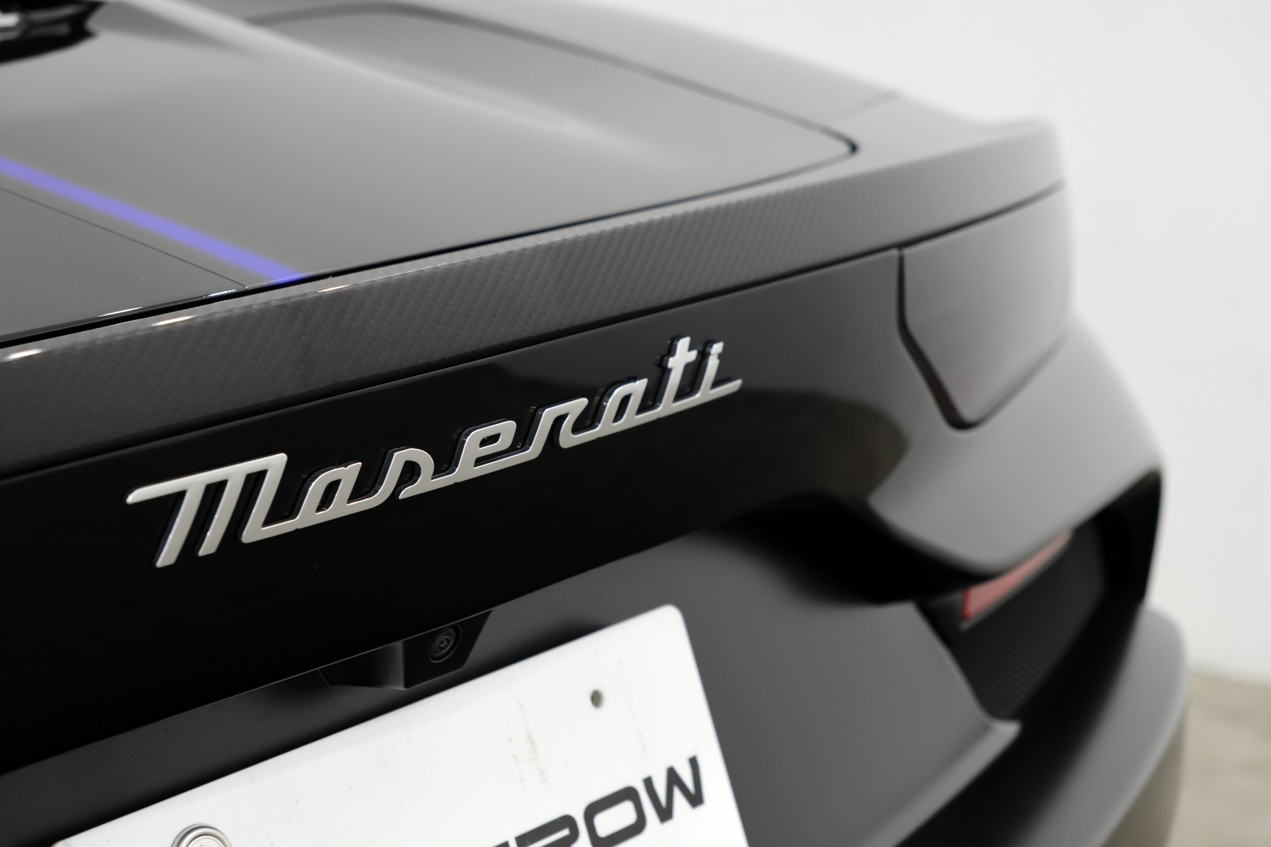 2022 Maserati MC20 - マセラティ MC20 3.0 1年保証・カーボンセラミックブレーキ・カーボンエンジンカバー・カーボンリアスポイラー・カーボンインテリアパッケージ