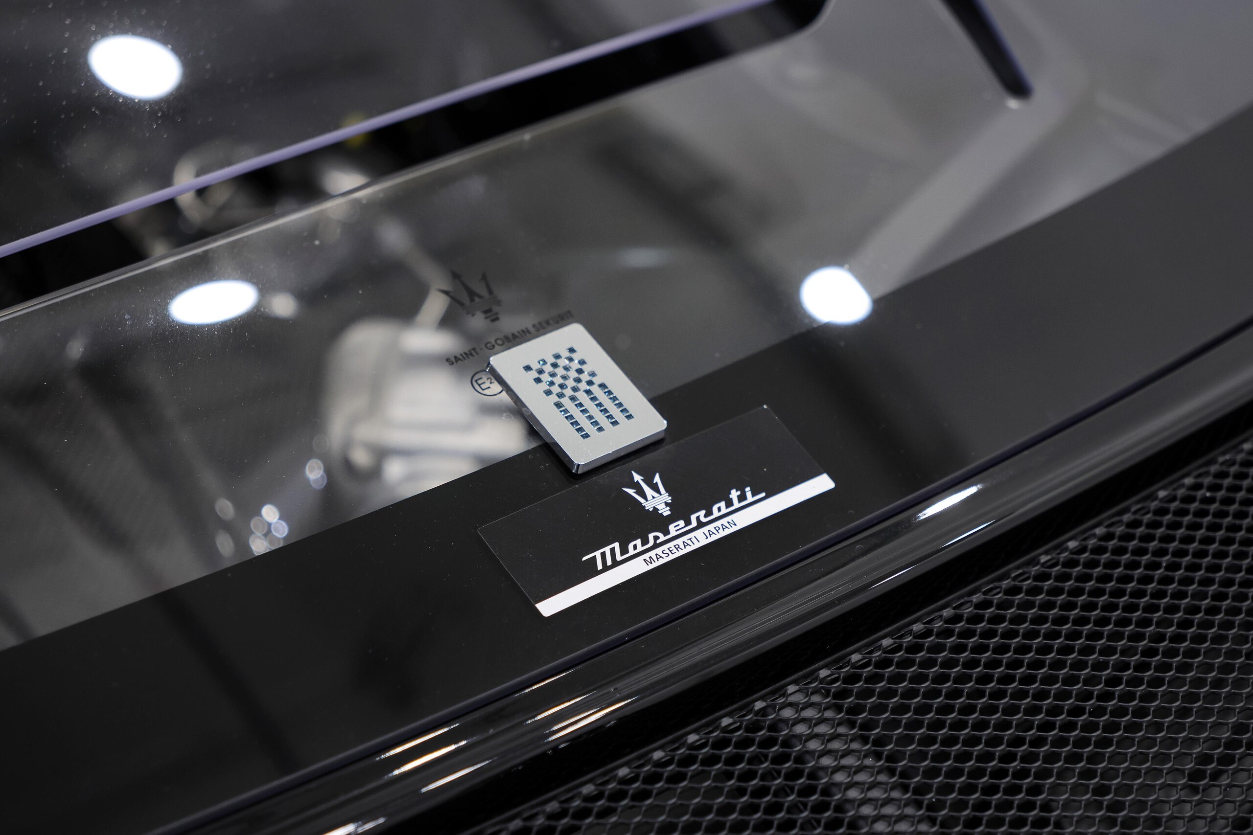 2022 Maserati MC20 - マセラティ MC20 3.0 1年保証・カーボンセラミックブレーキ・カーボンエンジンカバー・カーボンリアスポイラー・カーボンインテリアパッケージ