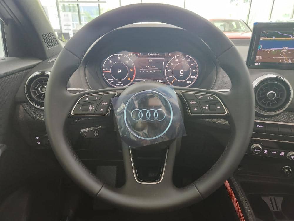2023 AUDI Q2 35 TDI Premium