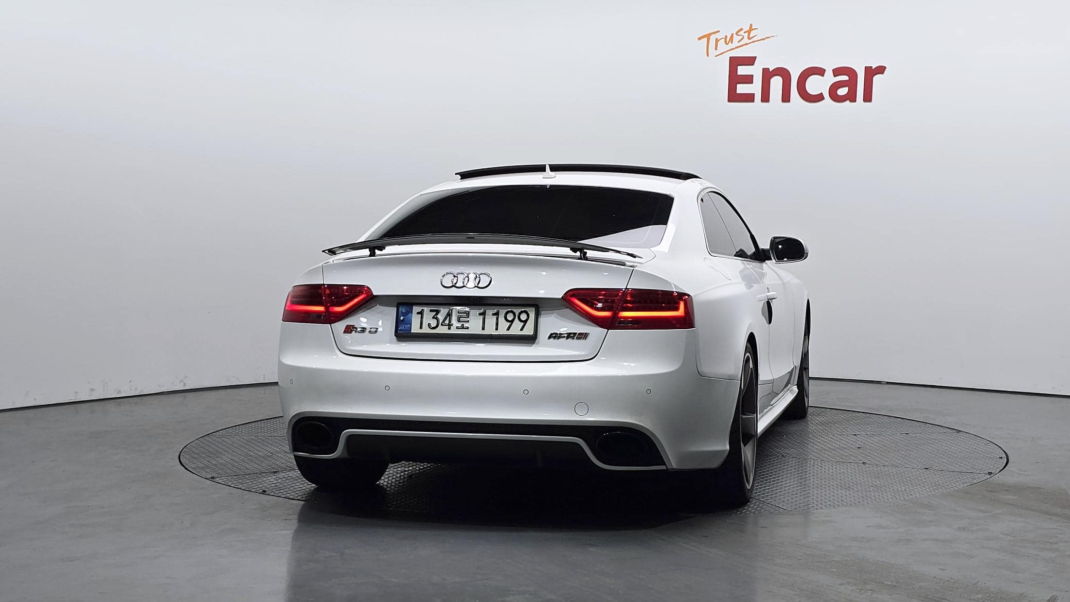 2014 AUDI RS5 - 2014 アウディ RS5