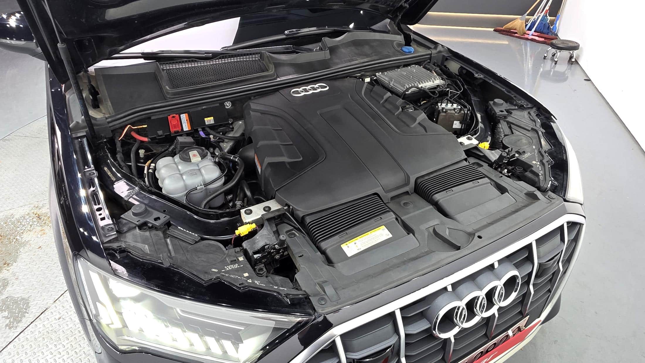 2020 AUDI Q7 45 TDI Quattro