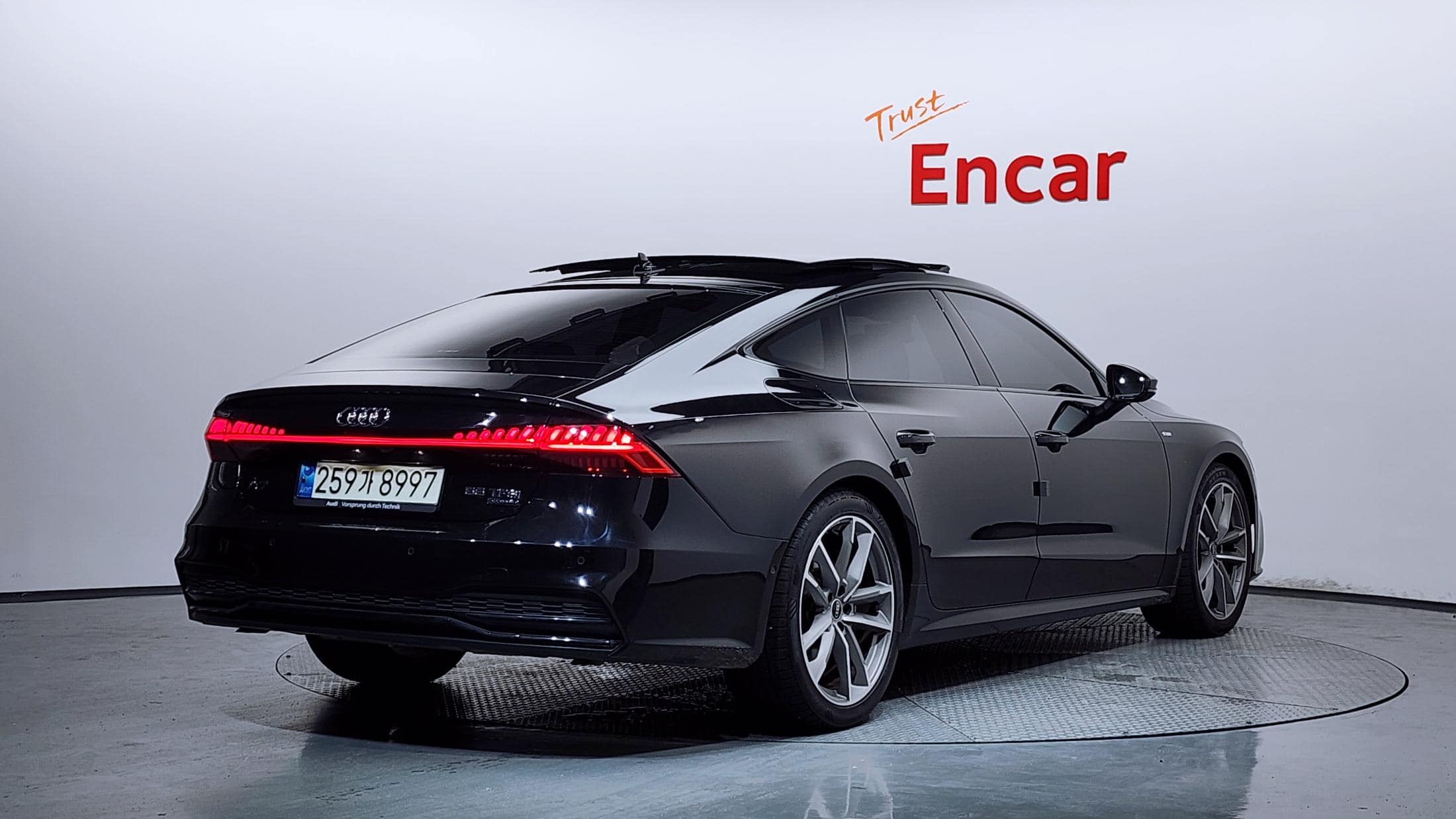 2022 AUDI A7 55 TFSI Quattro Premium - 2022 أودي A7