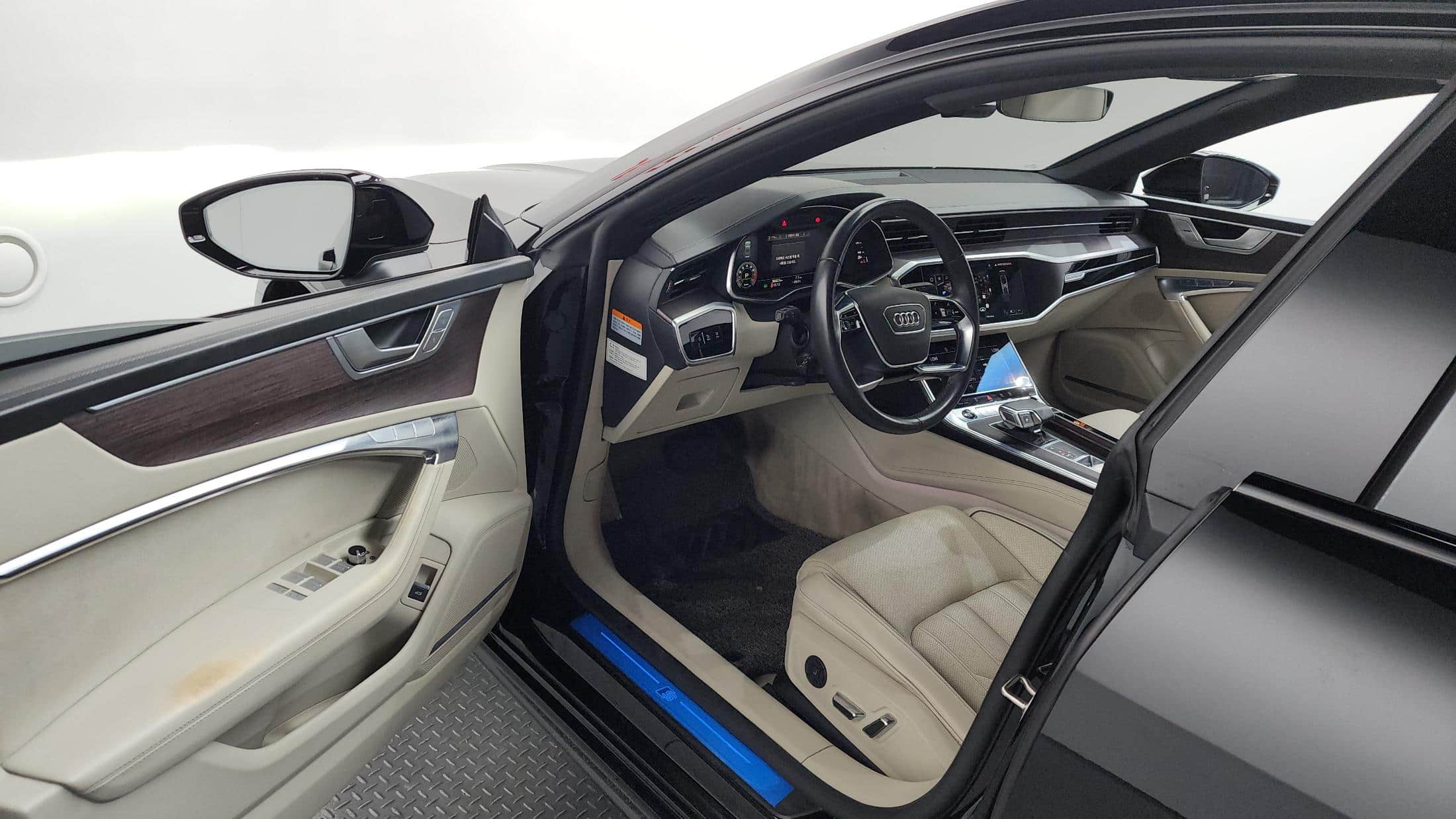 2022 AUDI A7 55 TFSI Quattro Premium - 2022 أودي A7