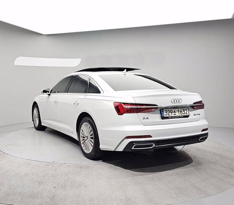 2021 AUDI A6 45 TFSI Premium - 2021 アウディ A6