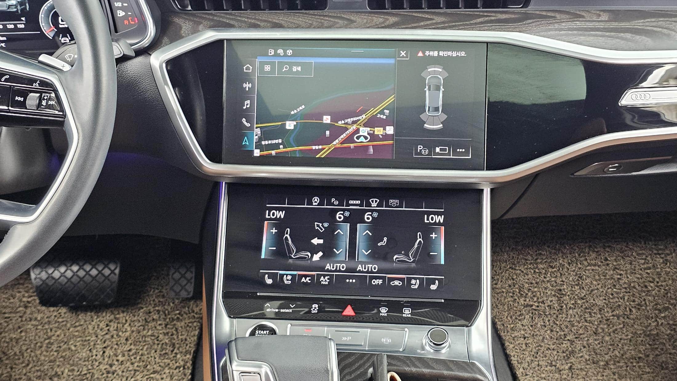 2023 AUDI A6 45 TFSI Premium - 2023 アウディ A6