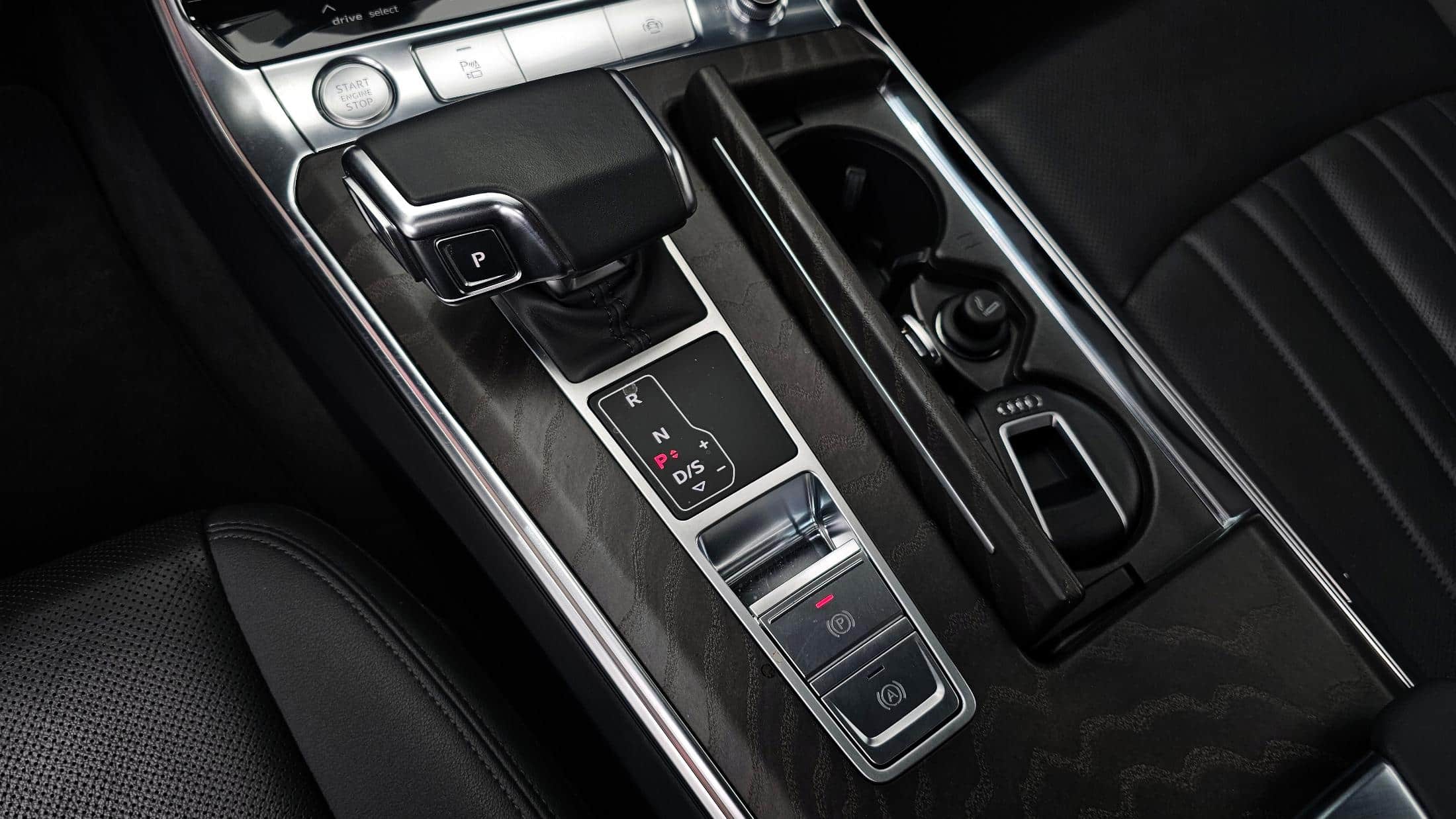 2020 AUDI A6 45 TFSI Premium - 2020 アウディ A6