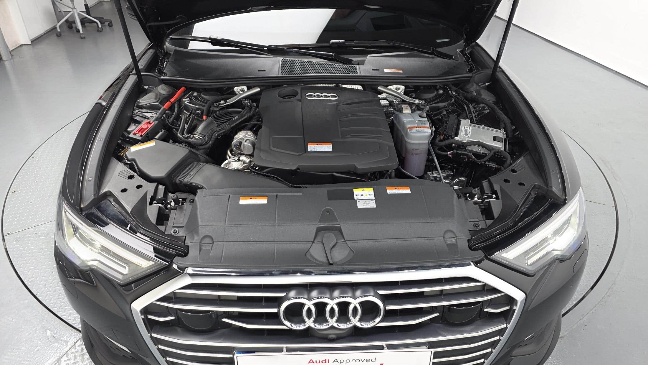 2023 AUDI A6 40 TDI - 2023 أودي A6