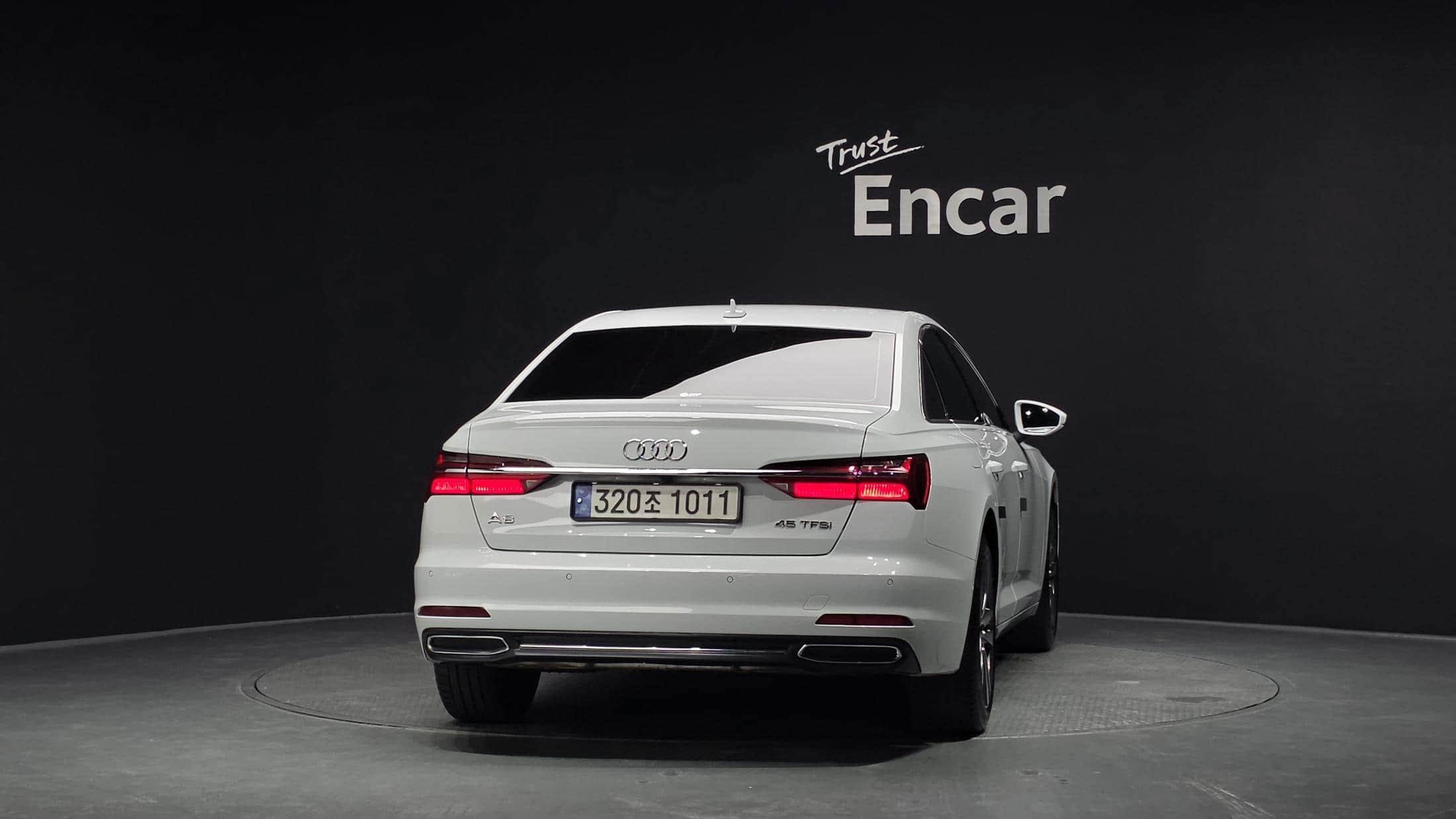 2023 AUDI A6 45 TFSI