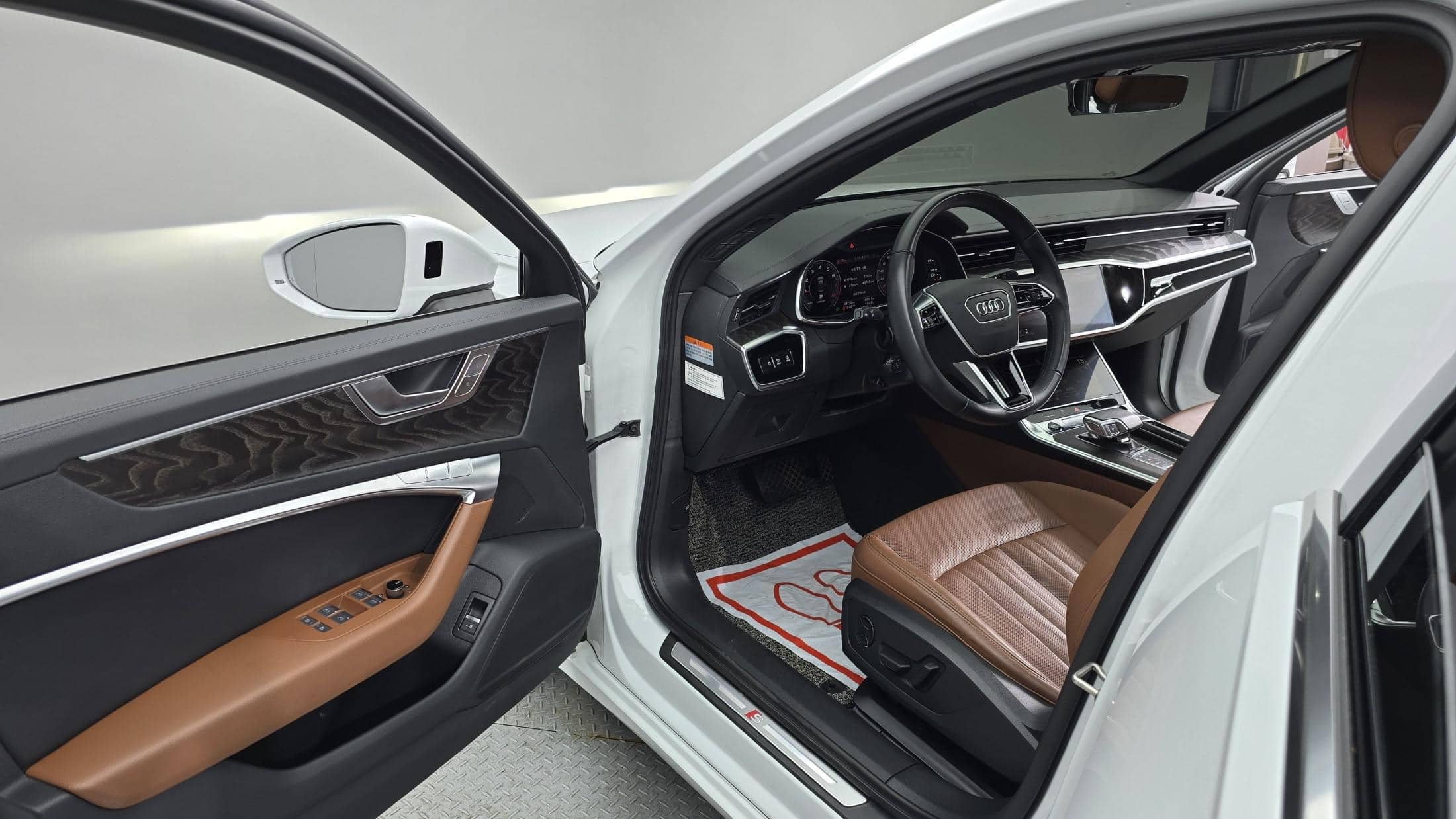 2021 AUDI A6 45 TFSI Premium - 2021 アウディ A6