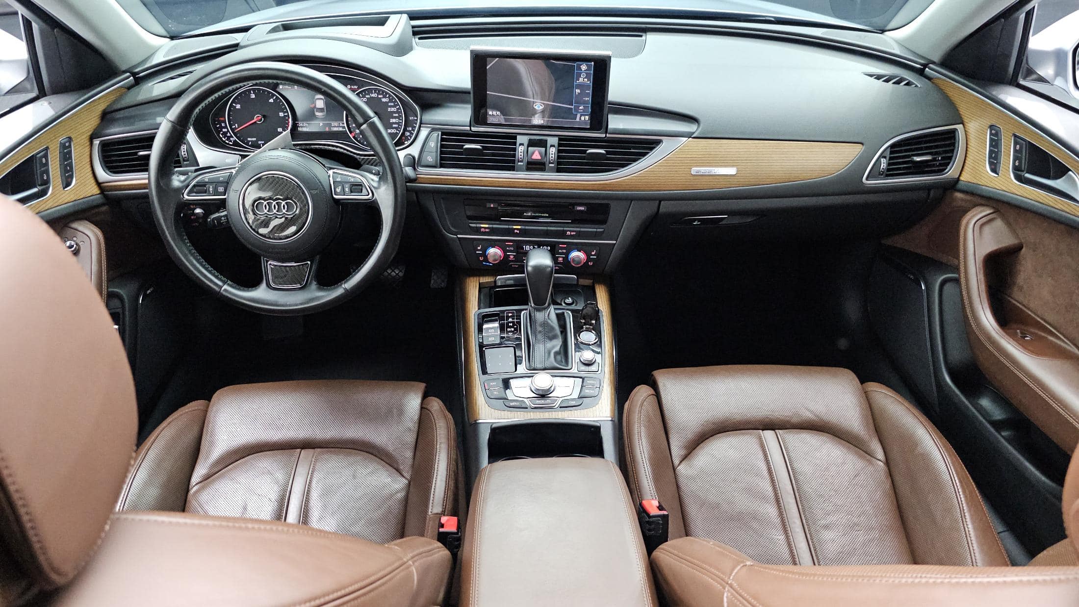 2016 AUDI A6 55 TDI Quattro Premium - 2016 アウディ A6