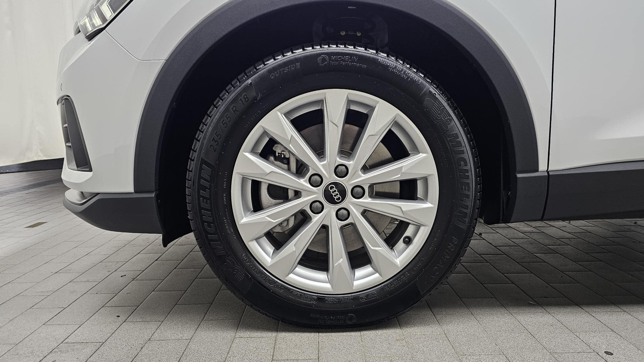 2025 AUDI Q3 40 TFSI Quattro - 2025 アウディ Q3