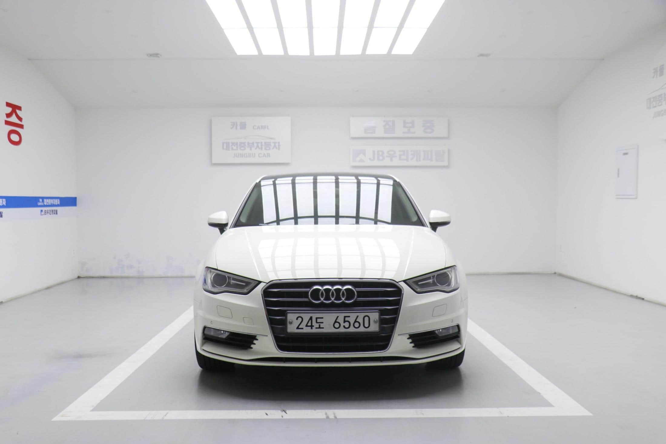 2014 AUDI A3 - 2014 أودي A3