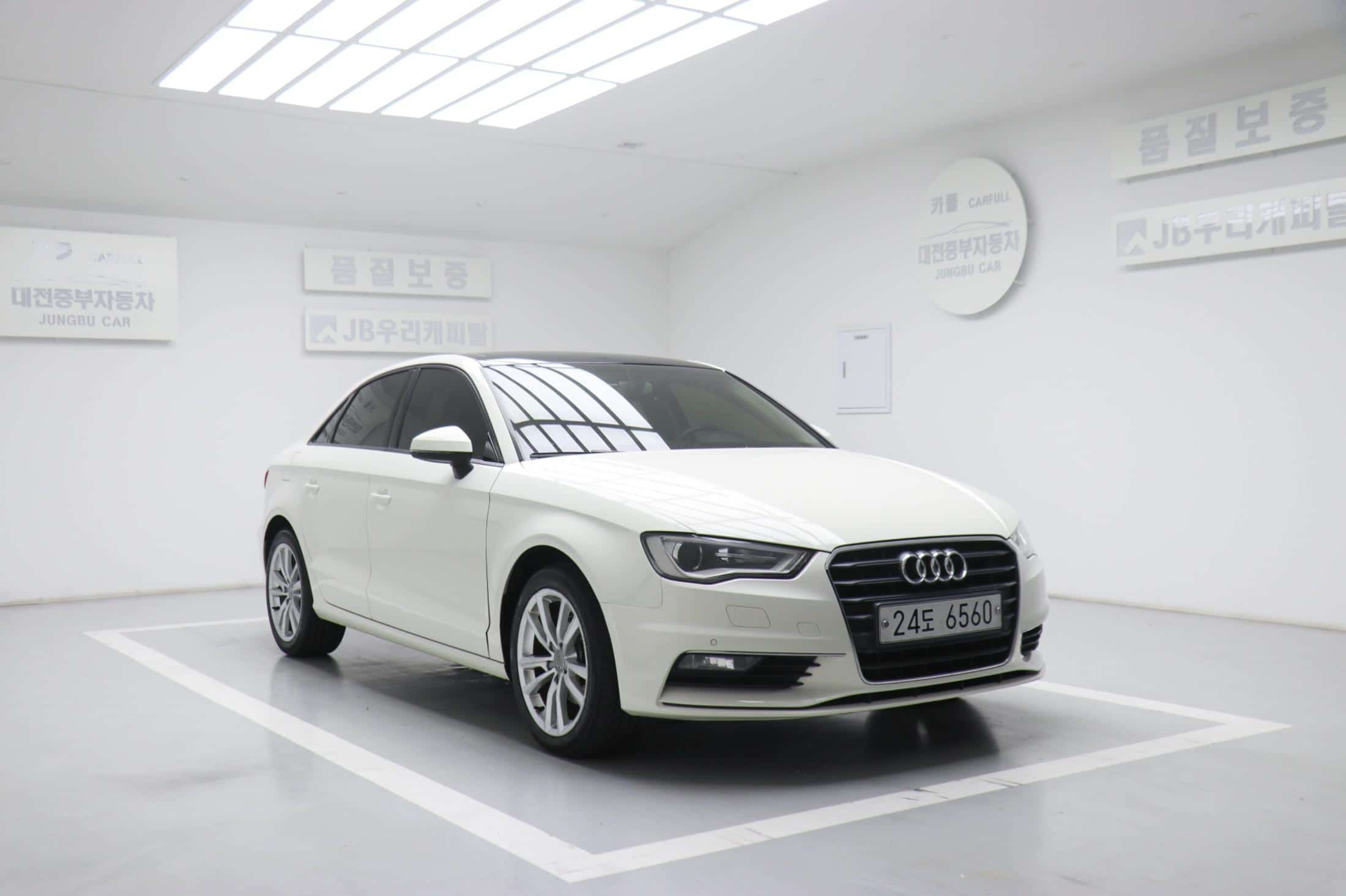 2014 AUDI A3 - 2014 أودي A3