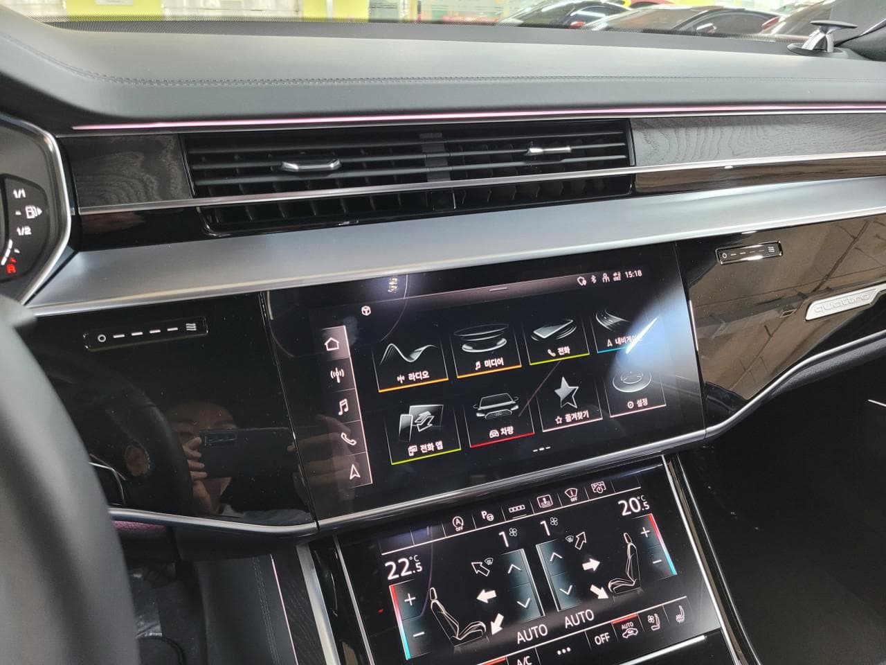 2023 AUDI A8 55 TFSI Quattro LWB